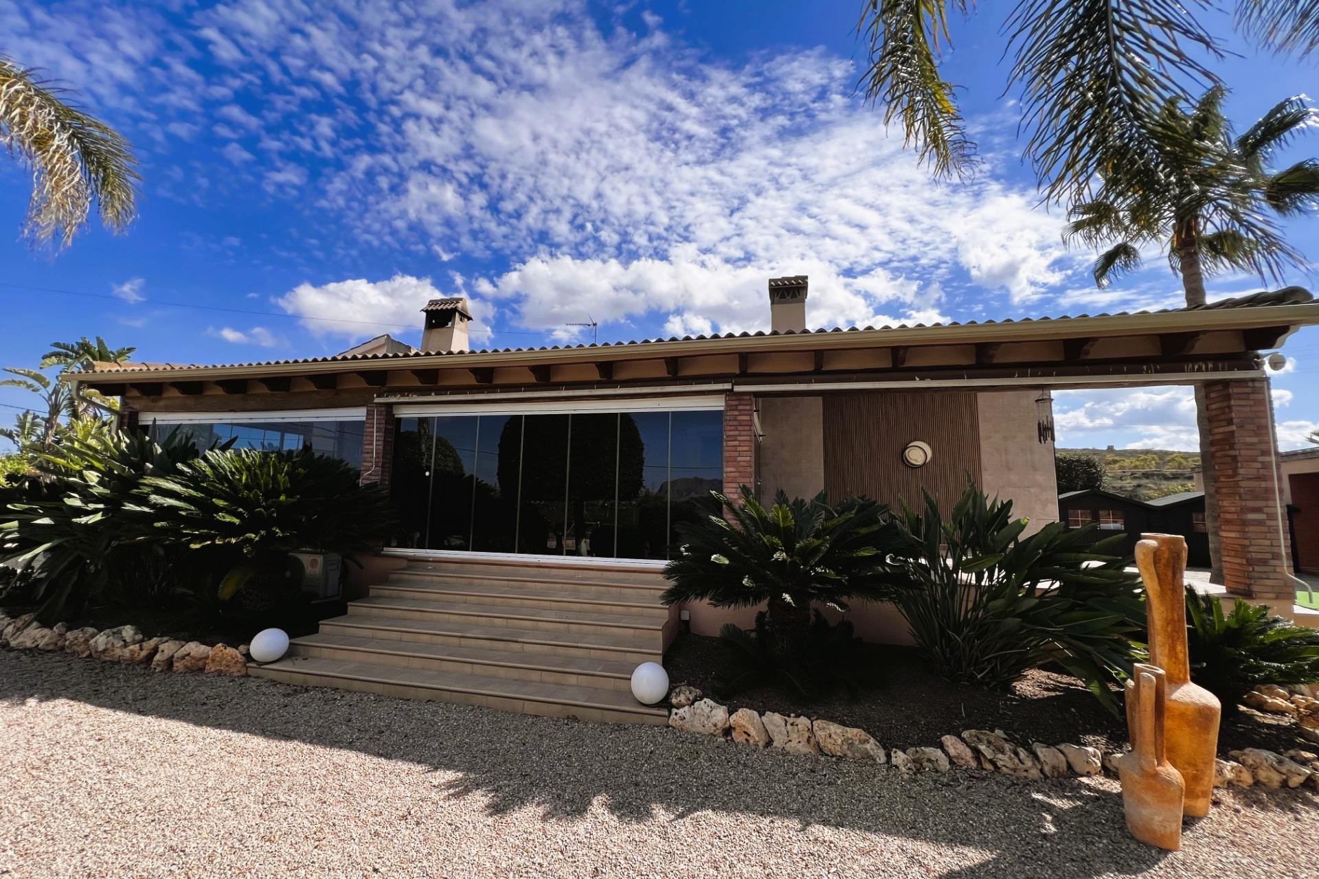 Resale - Villa - Jacarilla