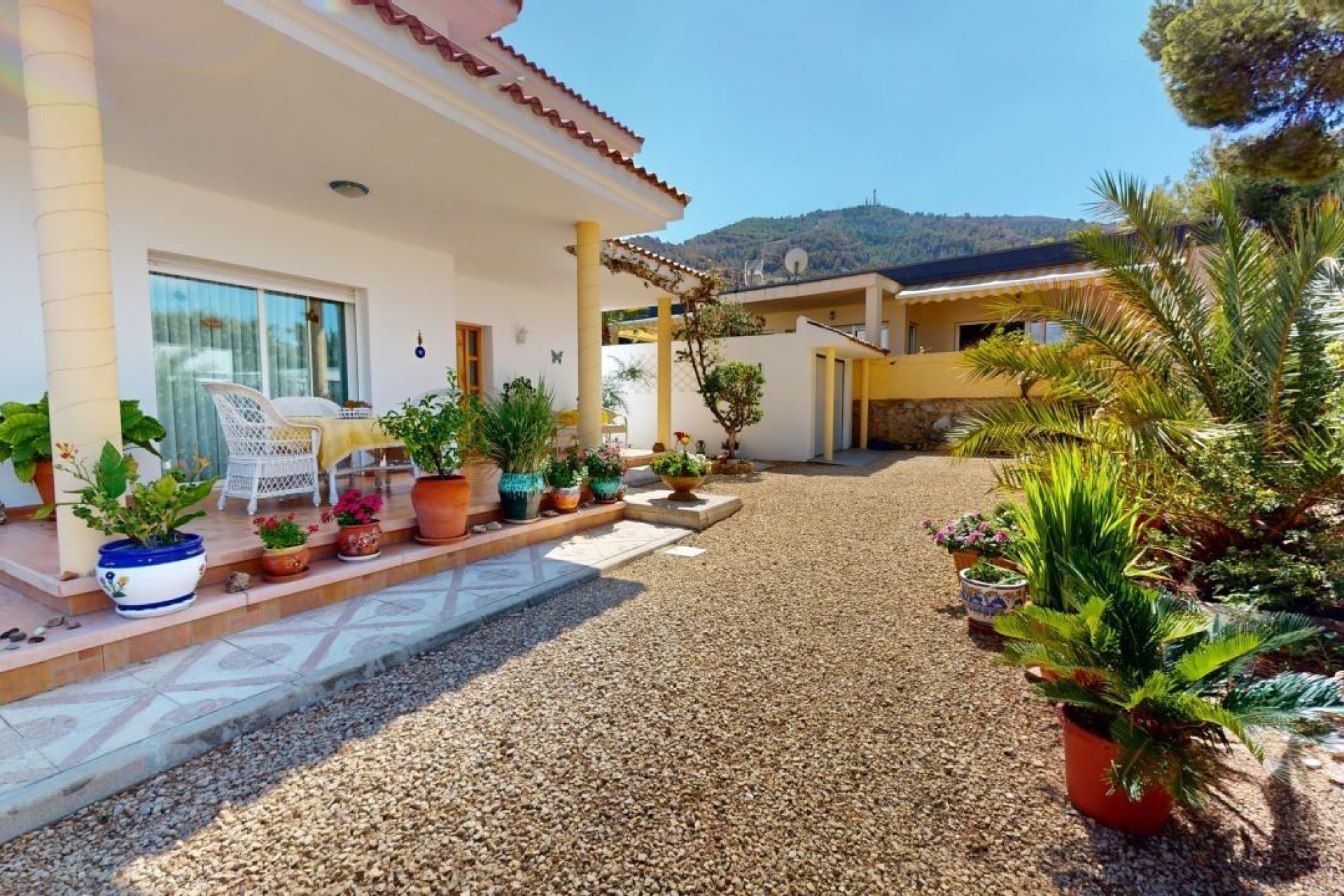 Resale - Villa - l'Alfas del Pi - Albir