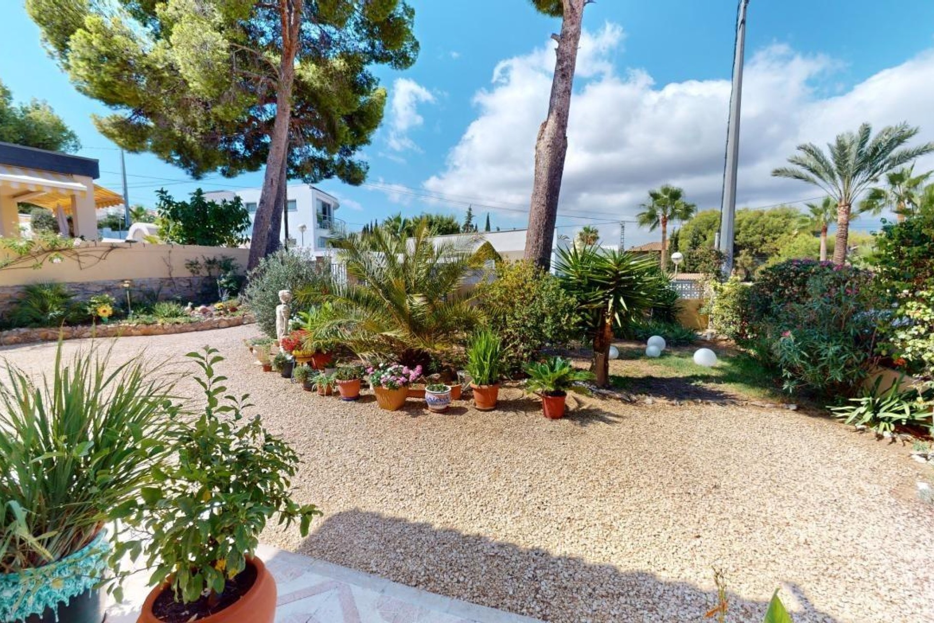 Resale - Villa - l'Alfas del Pi - Albir