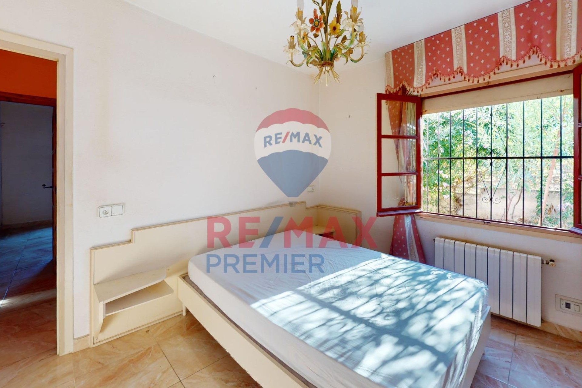 Resale - Villa - l'Alfas del Pi - Centro