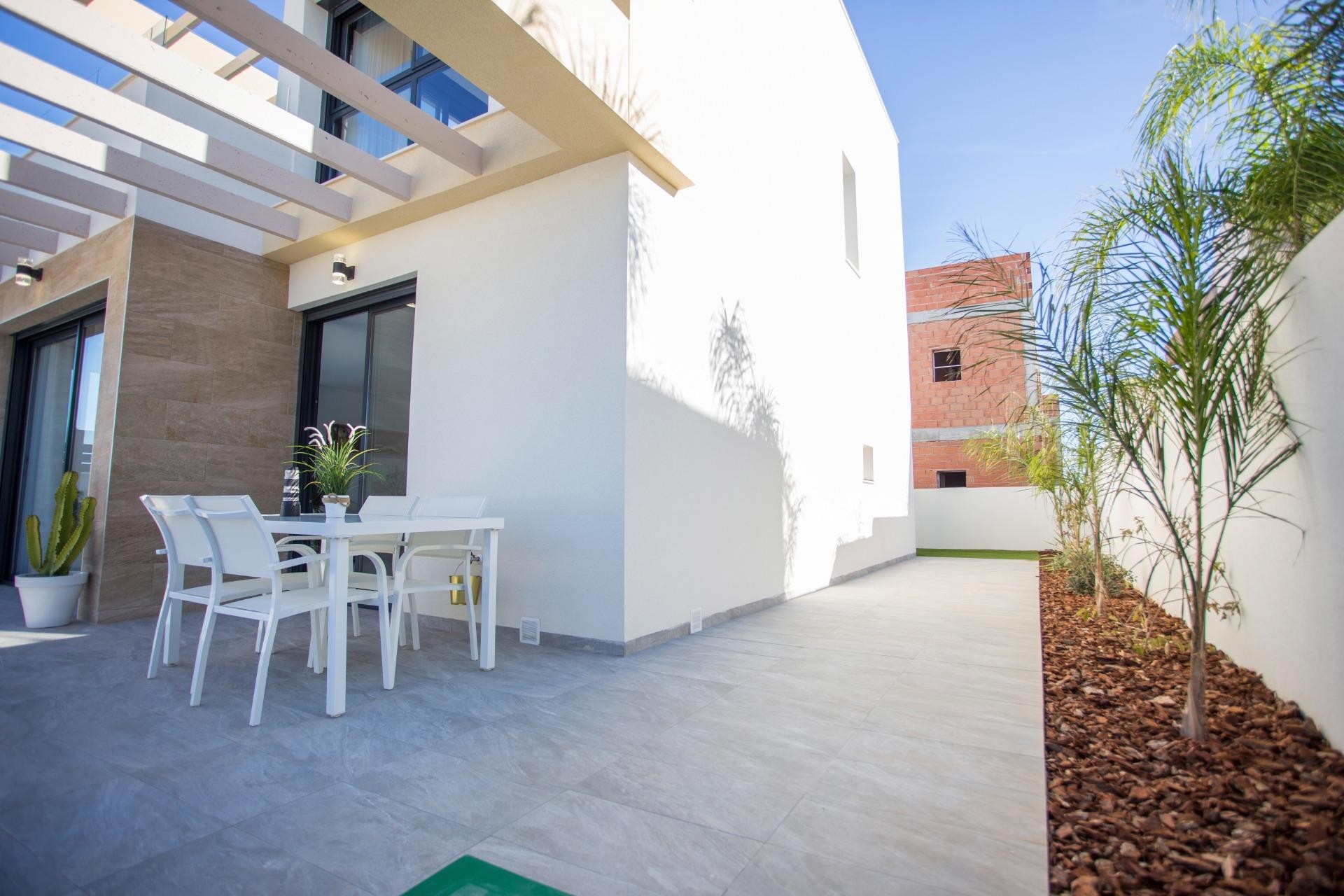 Resale - Villa - Los Montesinos - La herrada