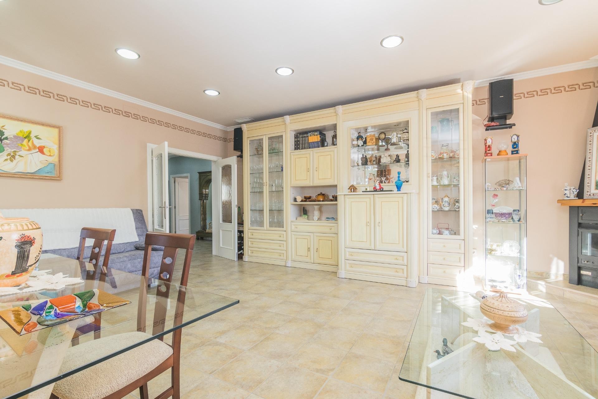 Resale - Villa - Matola - Algoda-Matola-Llano de San José