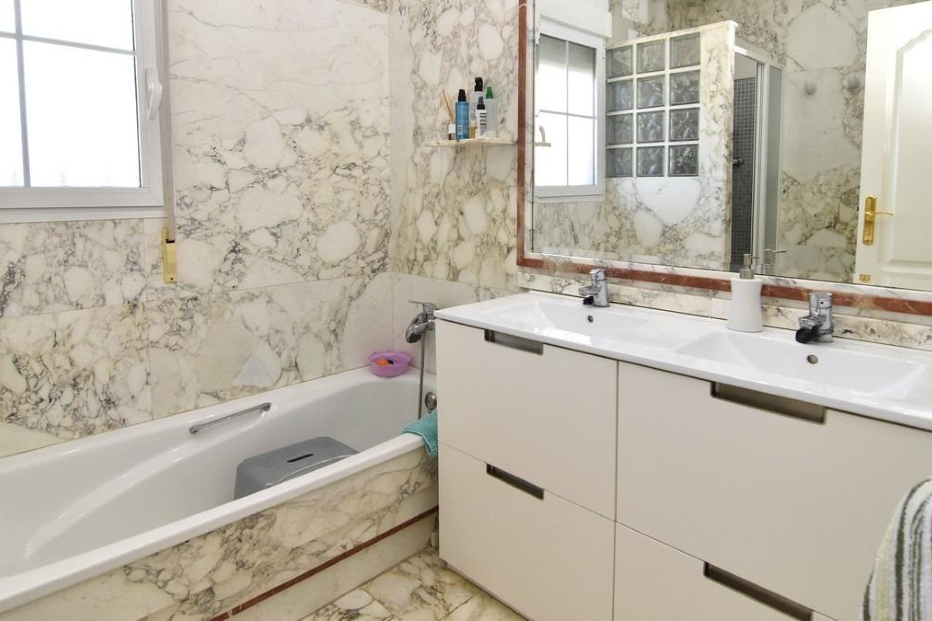 Resale - Villa - Matola - Algoda-Matola-Llano de San José