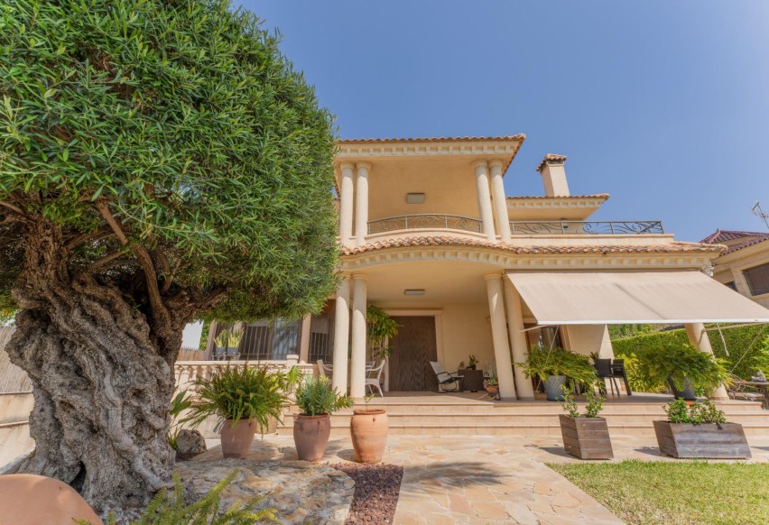 Resale - Villa - Peña las aguilas - Peña de Las Águilas