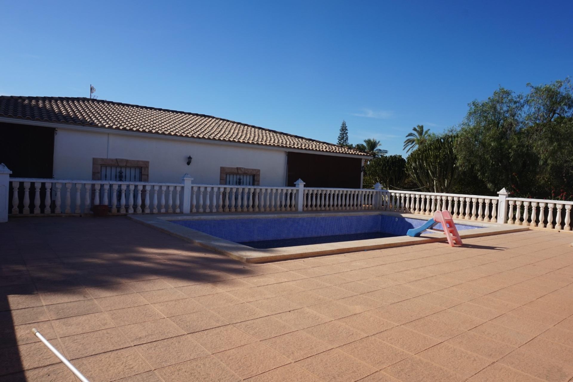 Resale - Villa - Perleta - Maitino-Perleta