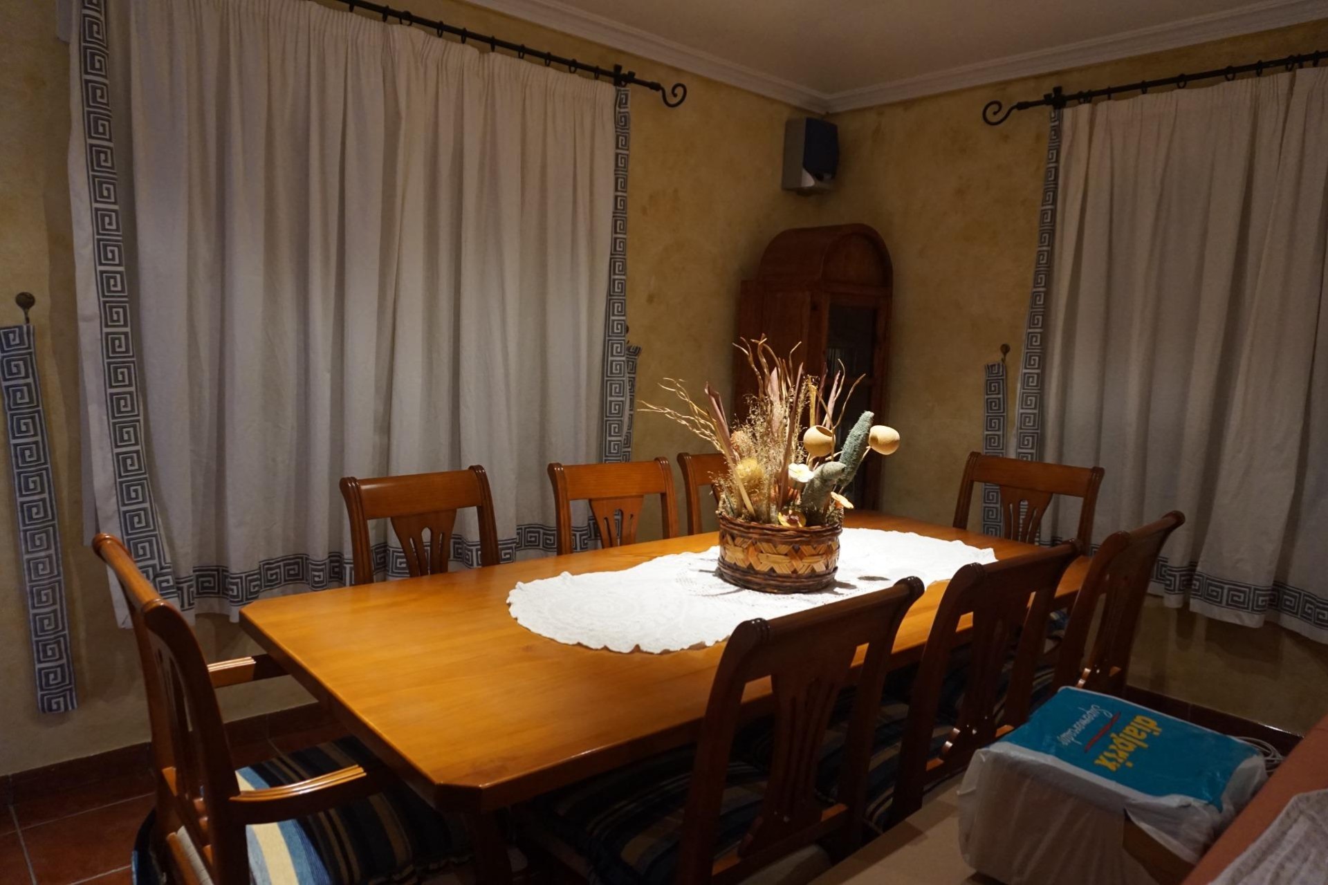 Resale - Villa - Perleta - Maitino-Perleta