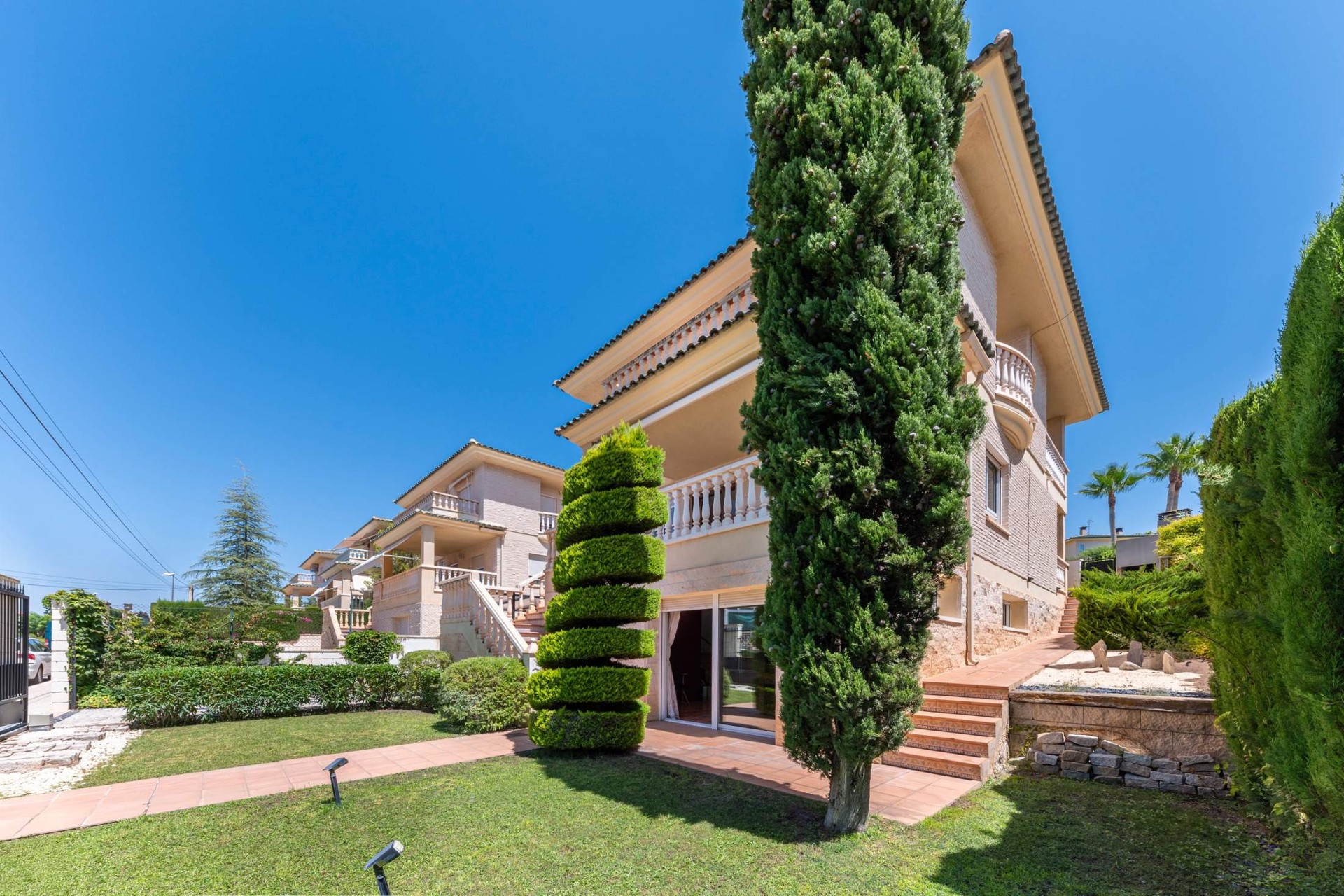 Resale - Villa - Petrer - Comunidad valenciana