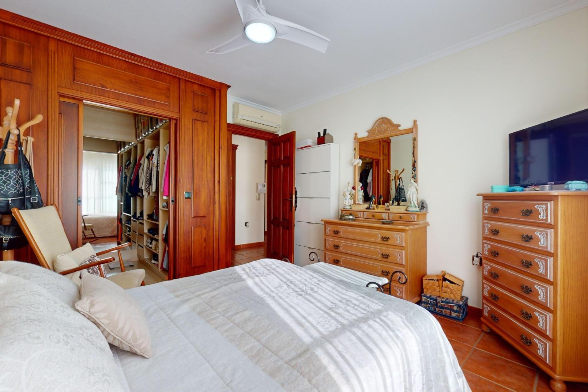 Resale - Villa - Pilar de la Horadada - PILAR DE LA HORADADA