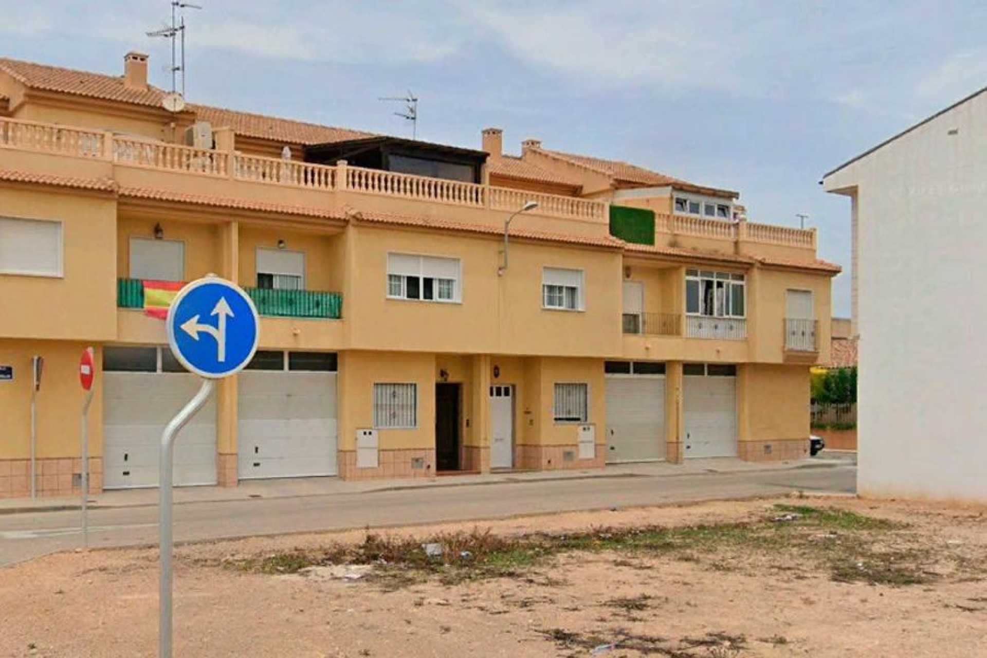 Resale - Villa - Pilar de la Horadada - PILAR DE LA HORADADA