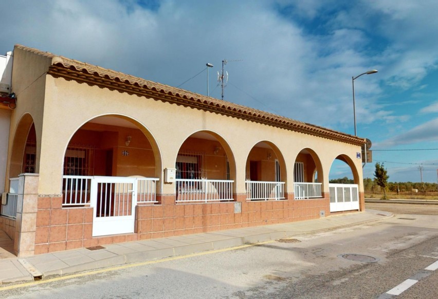 Resale - Villa - Pilar de la Horadada - Zona Pueblo