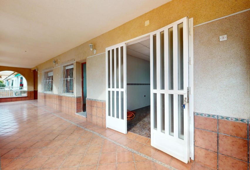 Resale - Villa - Pilar de la Horadada - Zona Pueblo