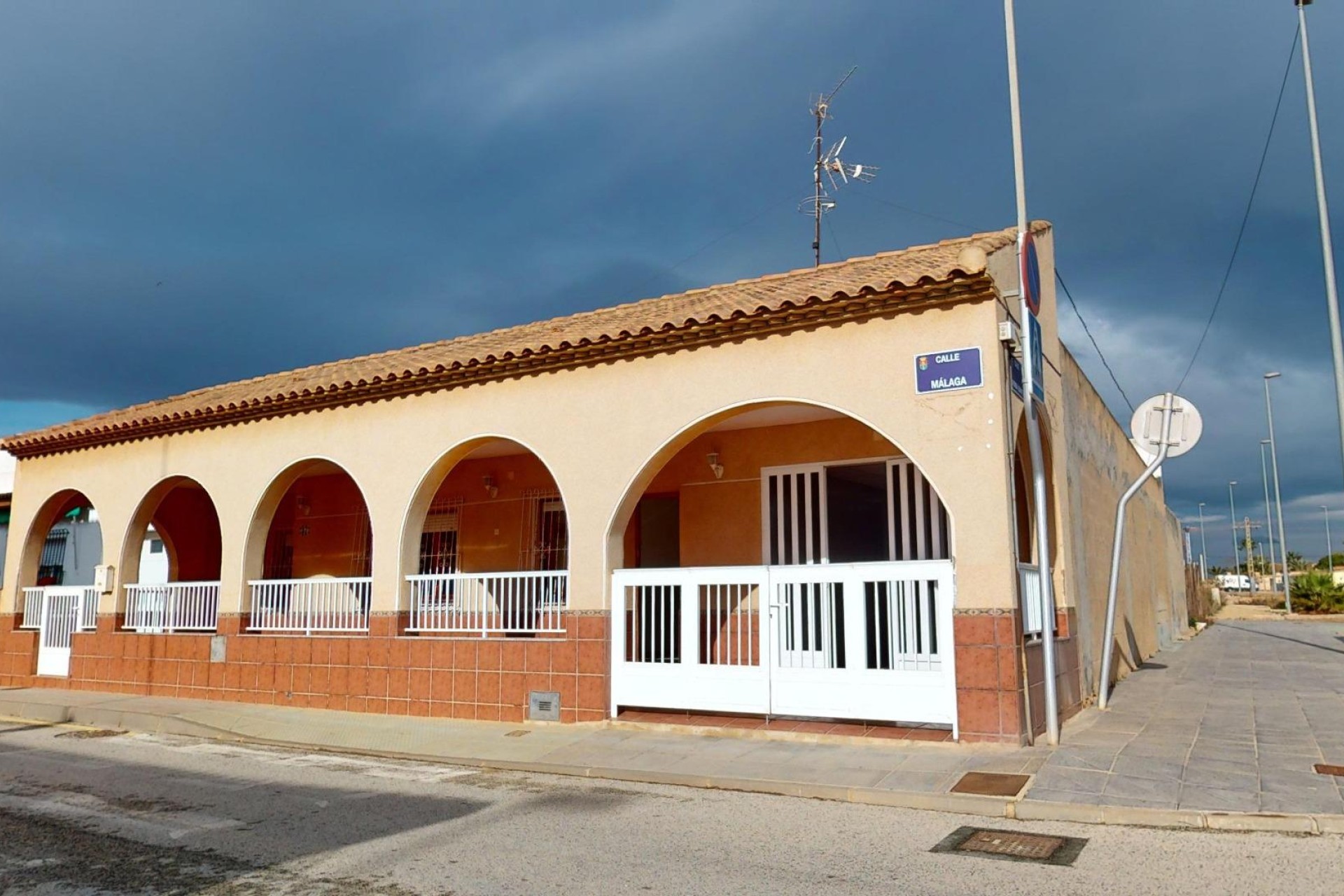 Resale - Villa - Pilar de la Horadada - Zona Pueblo