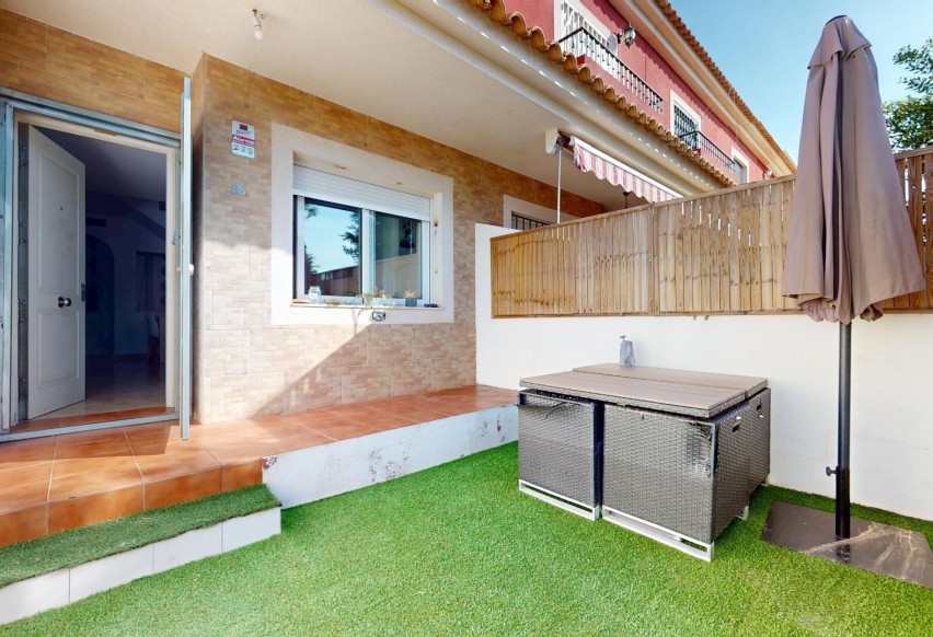 Resale - Villa - Pilar de la Horadada - Zona Pueblo