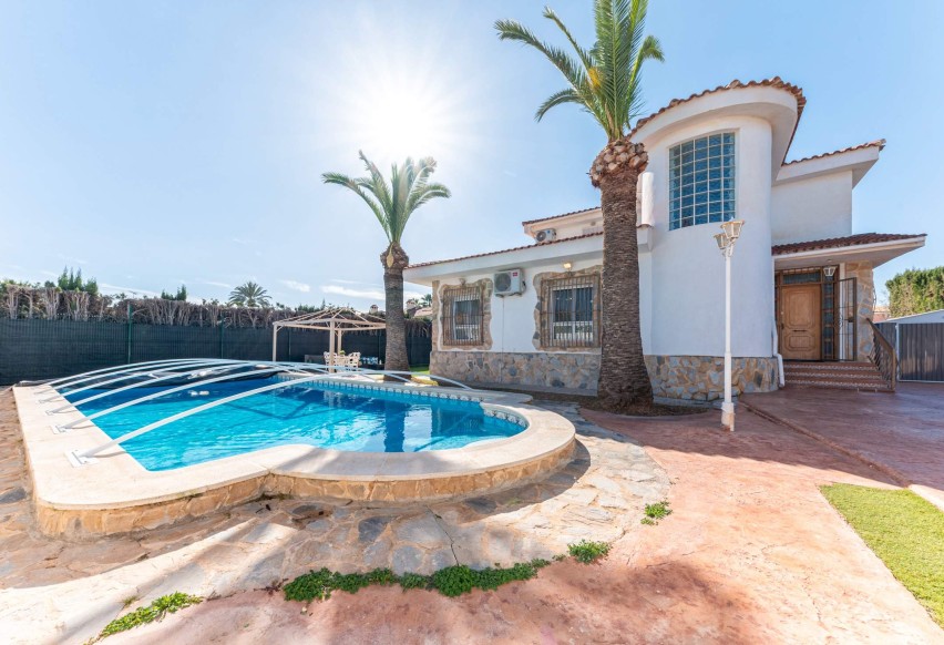 Resale - Villa - San Juan Alicante - La Font