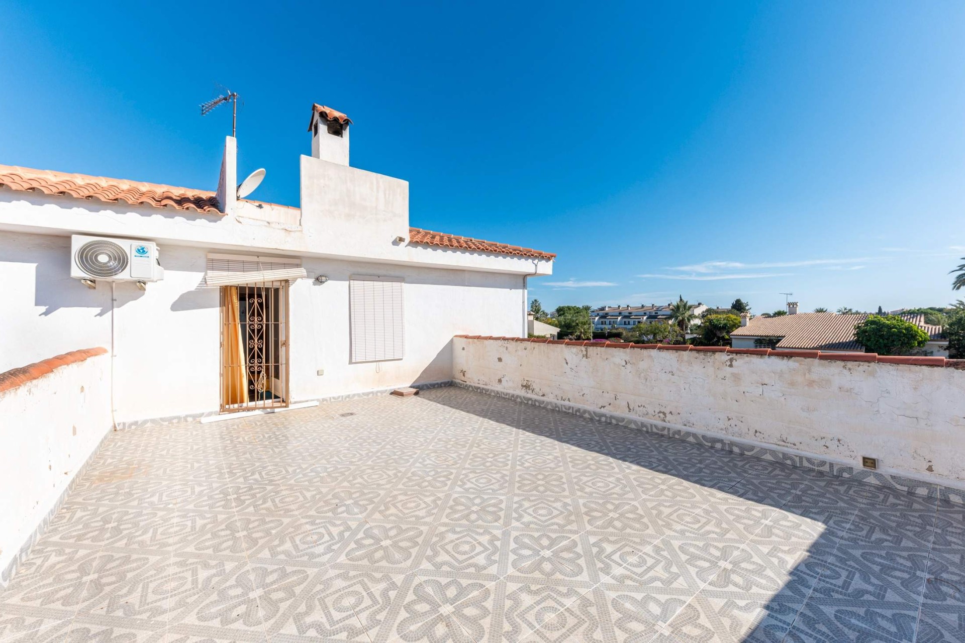 Resale - Villa - San Juan Alicante - La Font