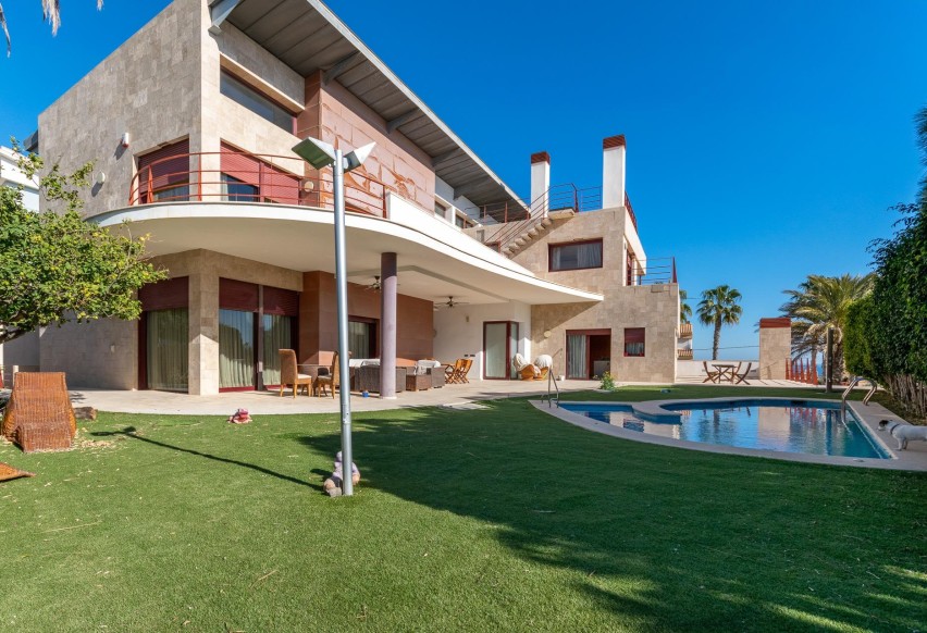 Resale - Villa - San Juan Playa - Cabo de las Huertas