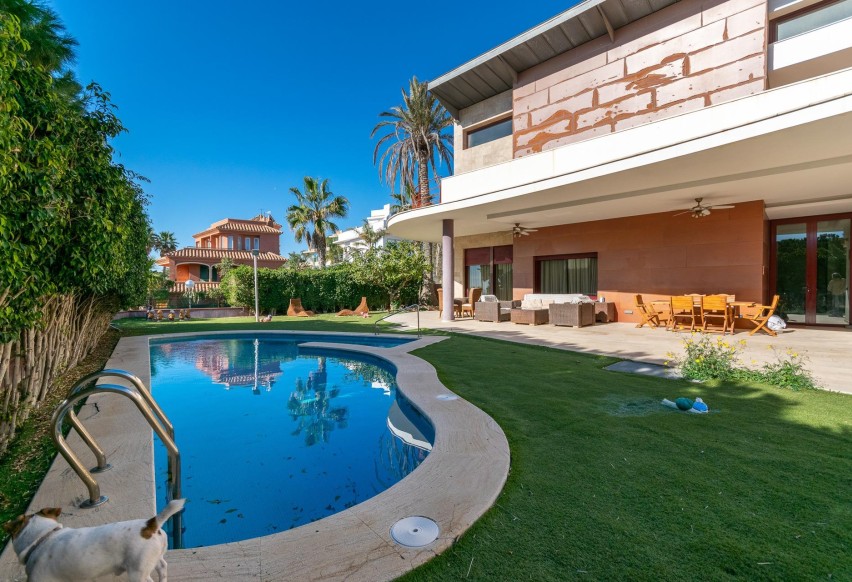 Resale - Villa - San Juan Playa - Cabo de las Huertas