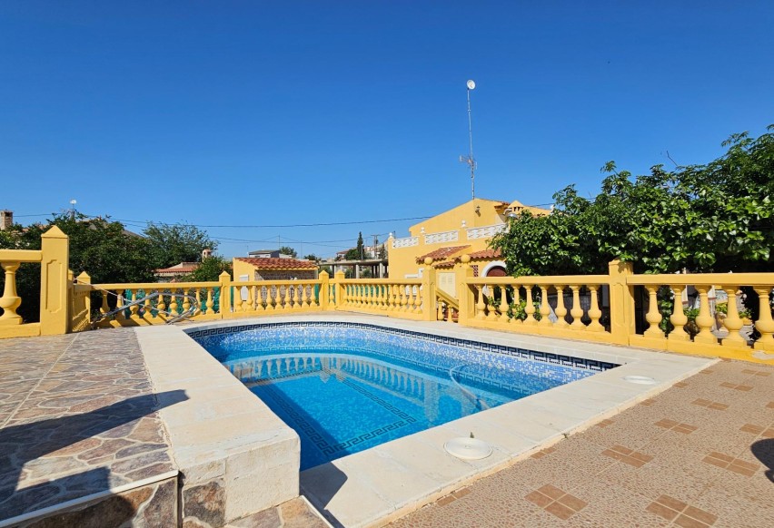 Resale - Villa - San Vicente del Raspeig - Foncalent