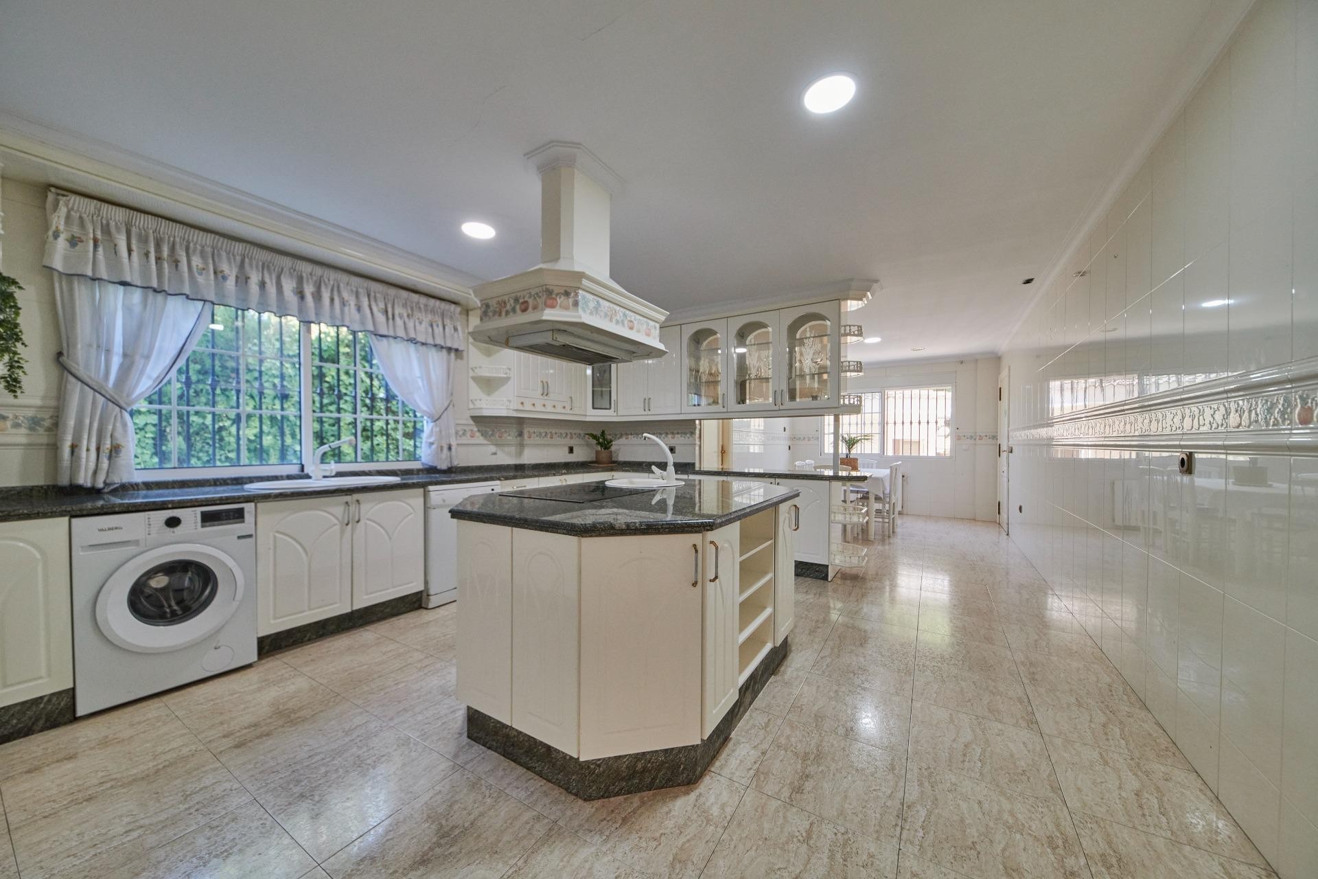 Resale - Villa - San Vicente del Raspeig - Los Girasoles