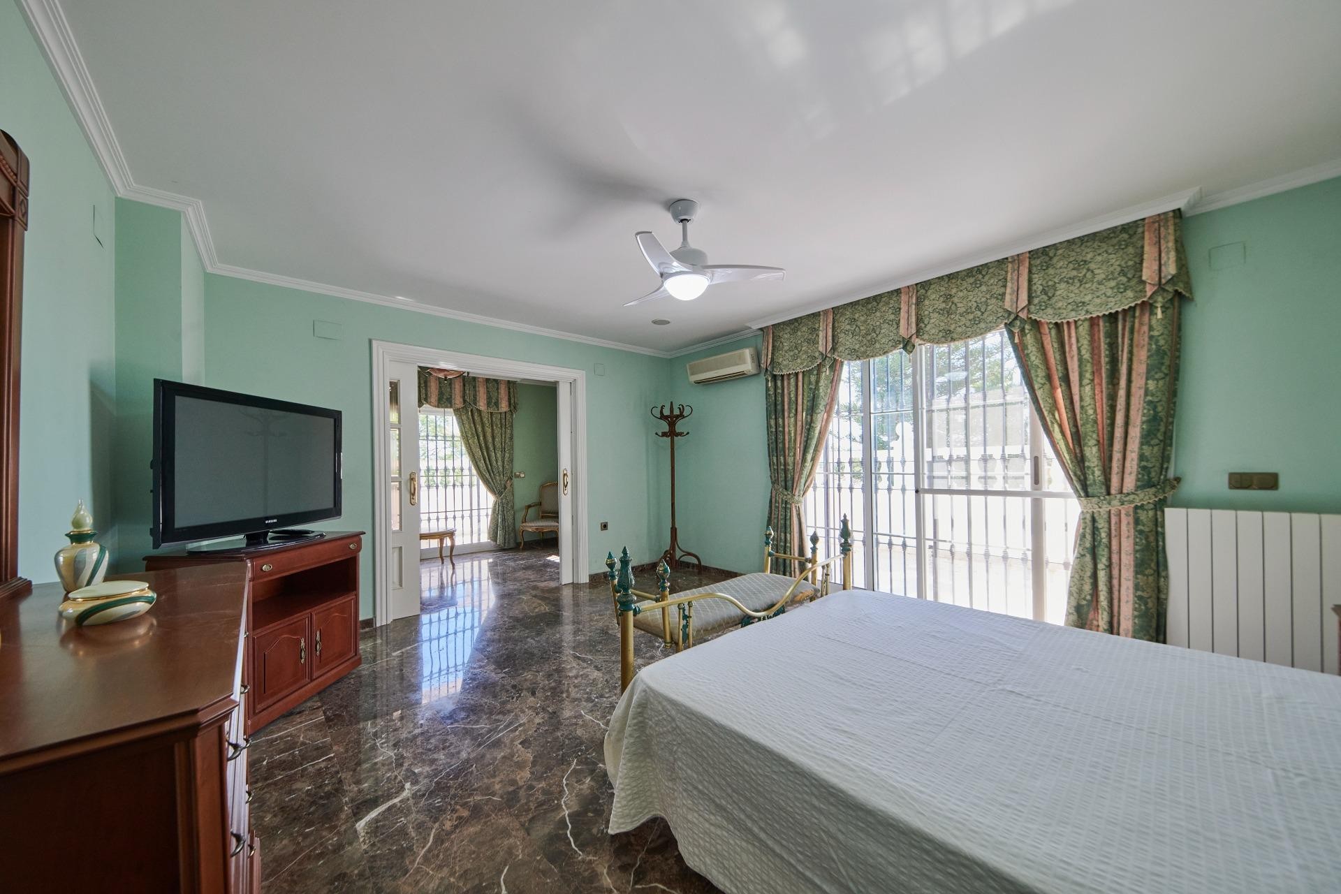 Resale - Villa - San Vicente del Raspeig - Los Girasoles