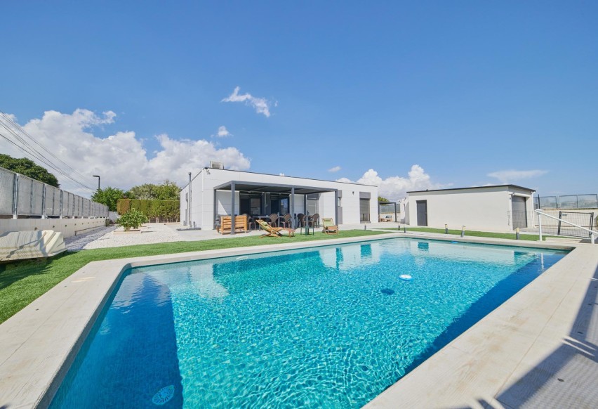 Resale - Villa - San Vicente del Raspeig - Los Girasoles