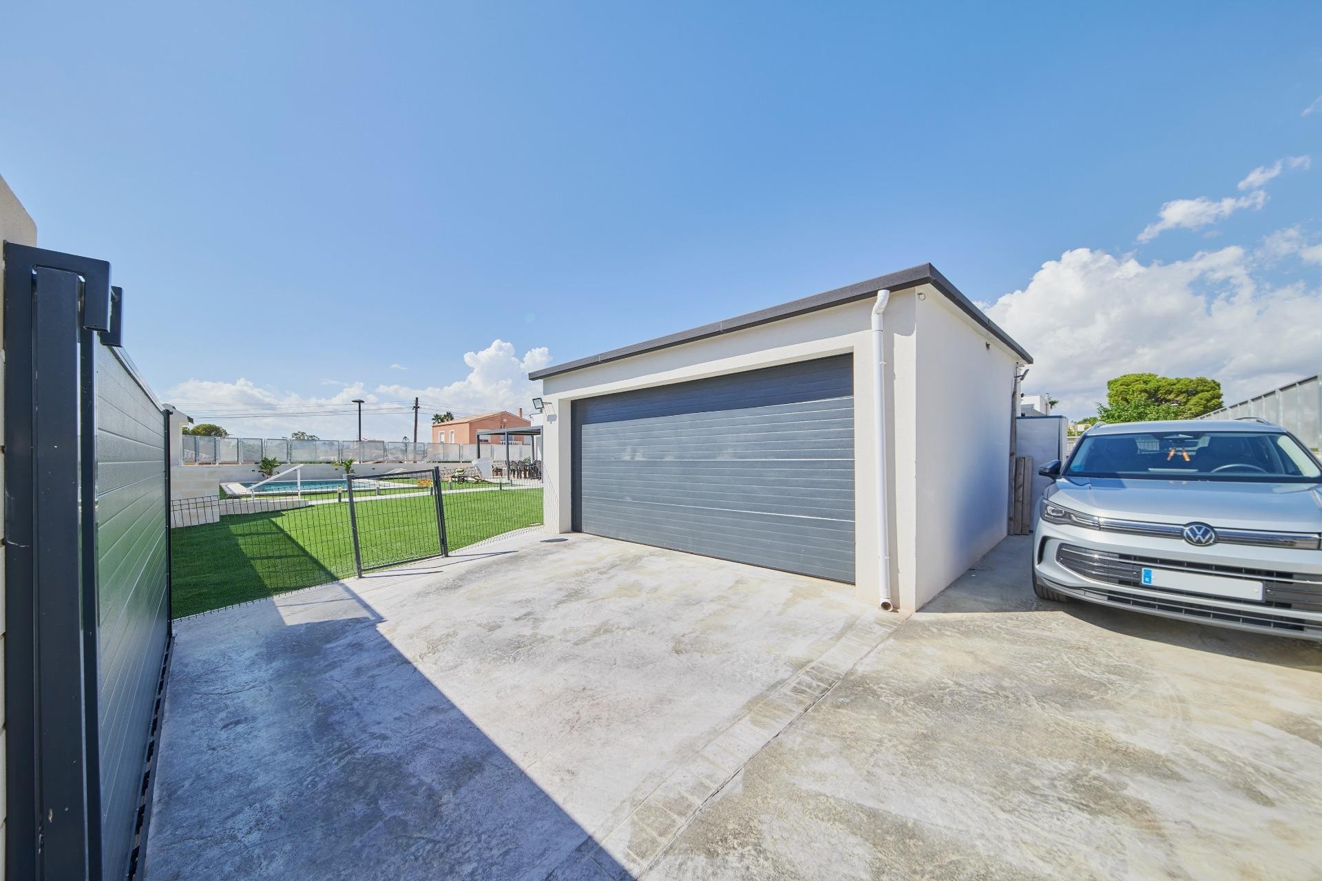 Resale - Villa - San Vicente del Raspeig - Los Girasoles