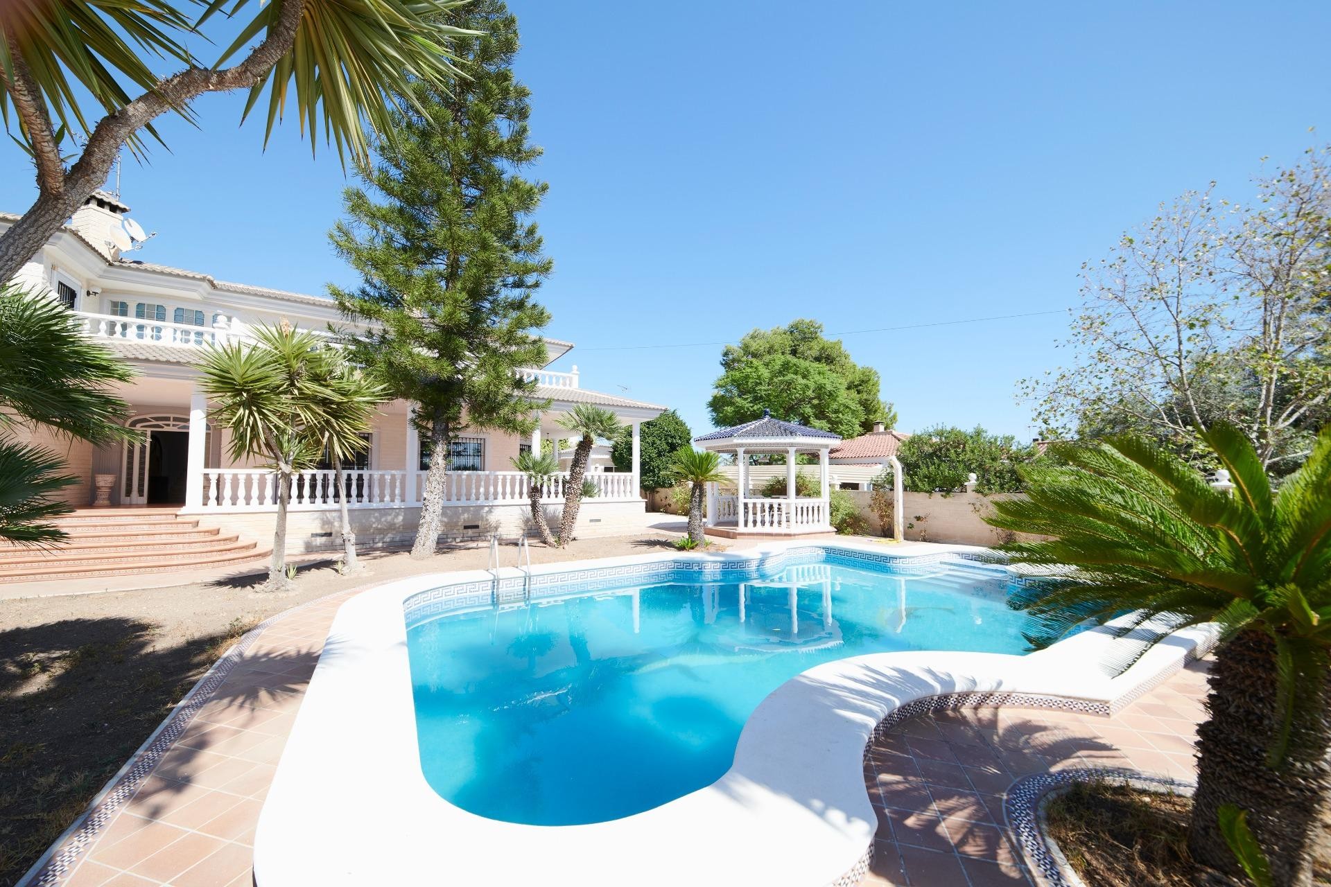 Resale - Villa - San Vicente del Raspeig - Los Girasoles