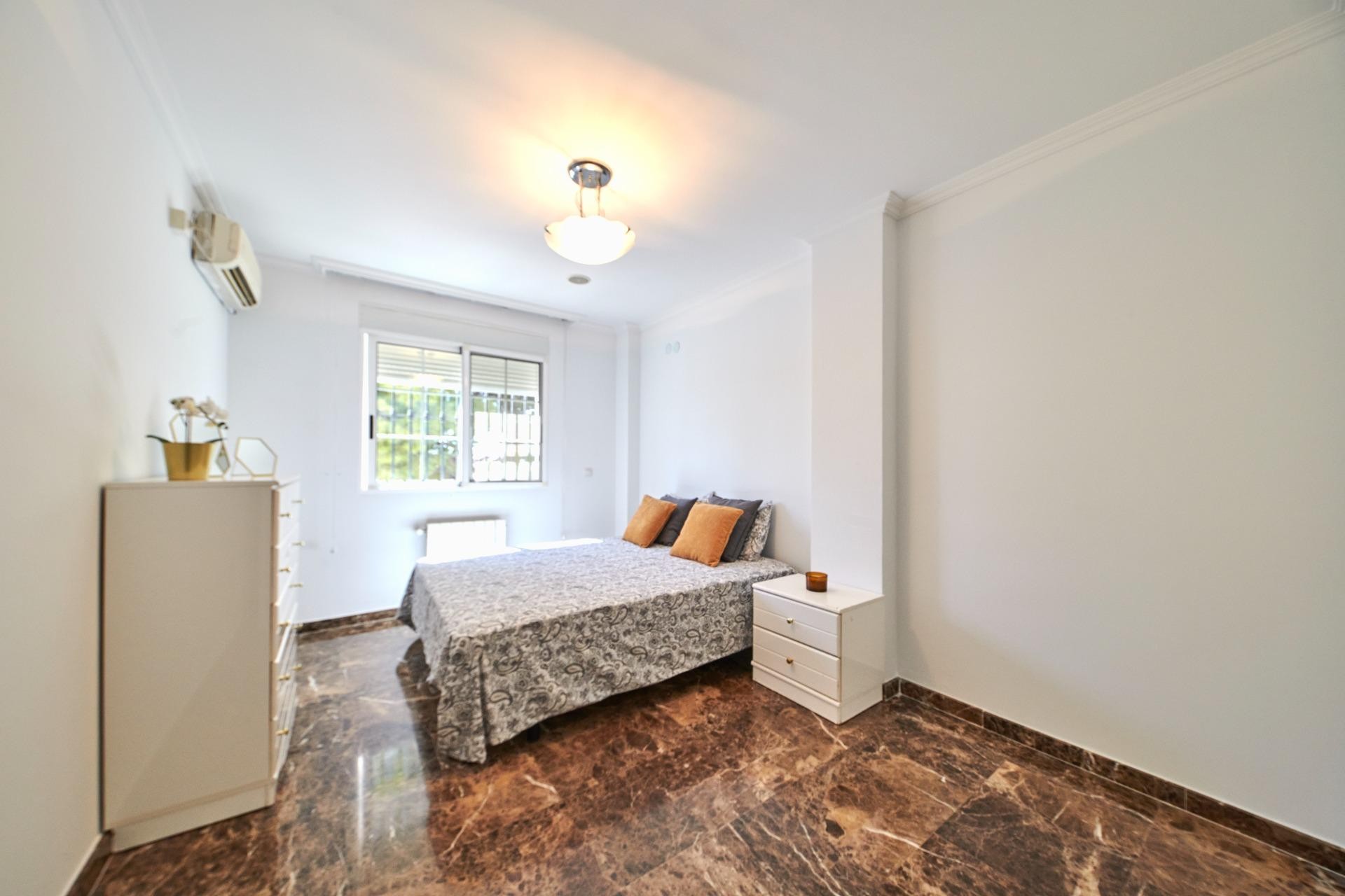 Resale - Villa - San Vicente del Raspeig - Los Girasoles