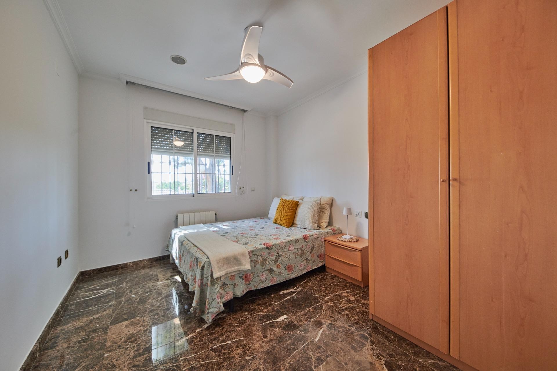 Resale - Villa - San Vicente del Raspeig - Los Girasoles