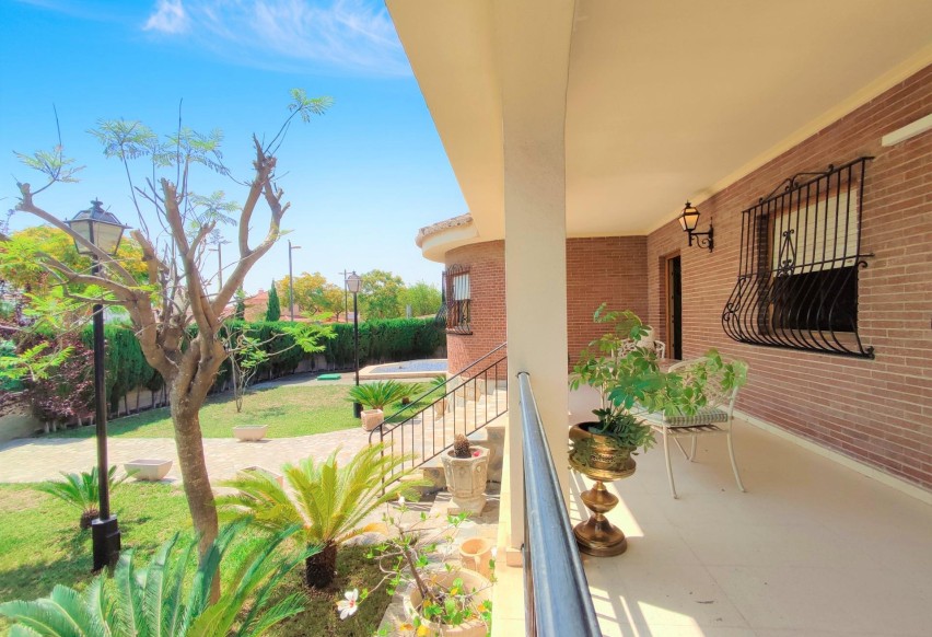 Resale - Villa - San Vicente del Raspeig - San vicente