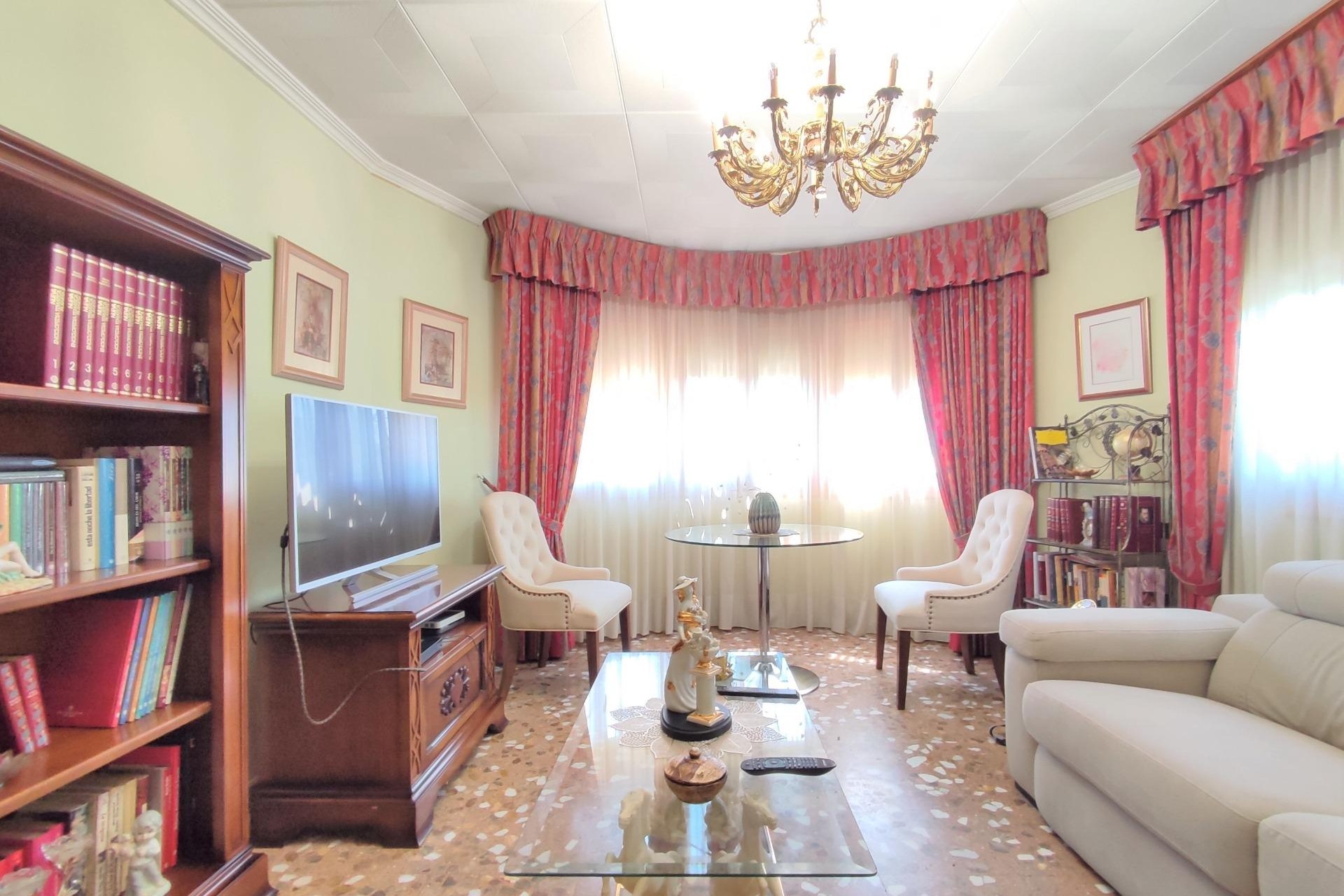 Resale - Villa - San Vicente del Raspeig - San vicente