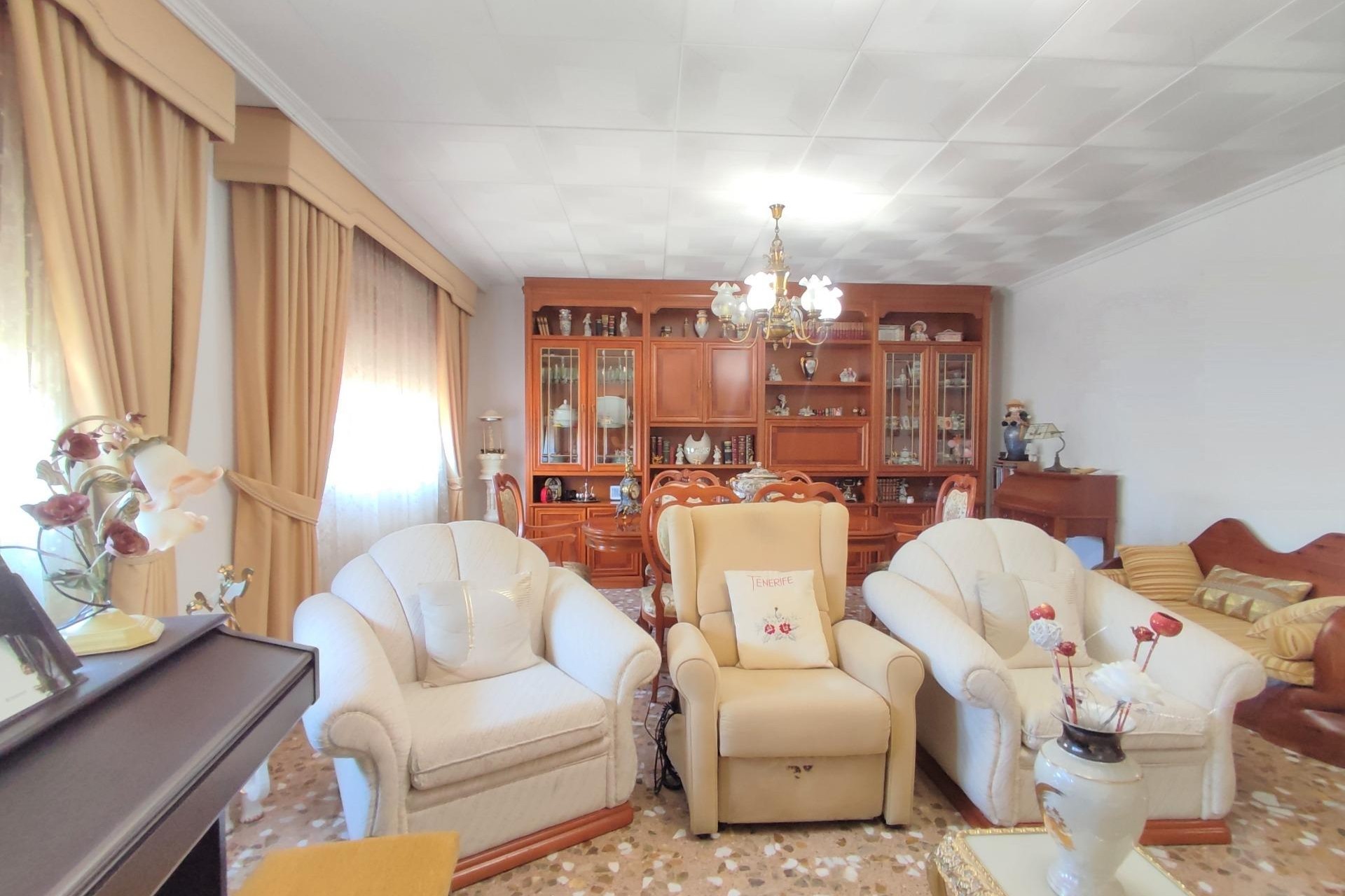 Resale - Villa - San Vicente del Raspeig - San vicente