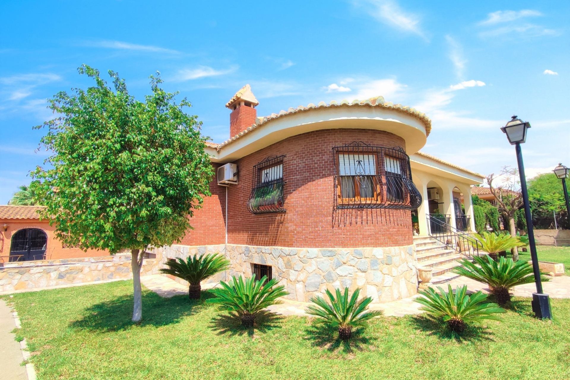 Resale - Villa - San Vicente del Raspeig - San vicente