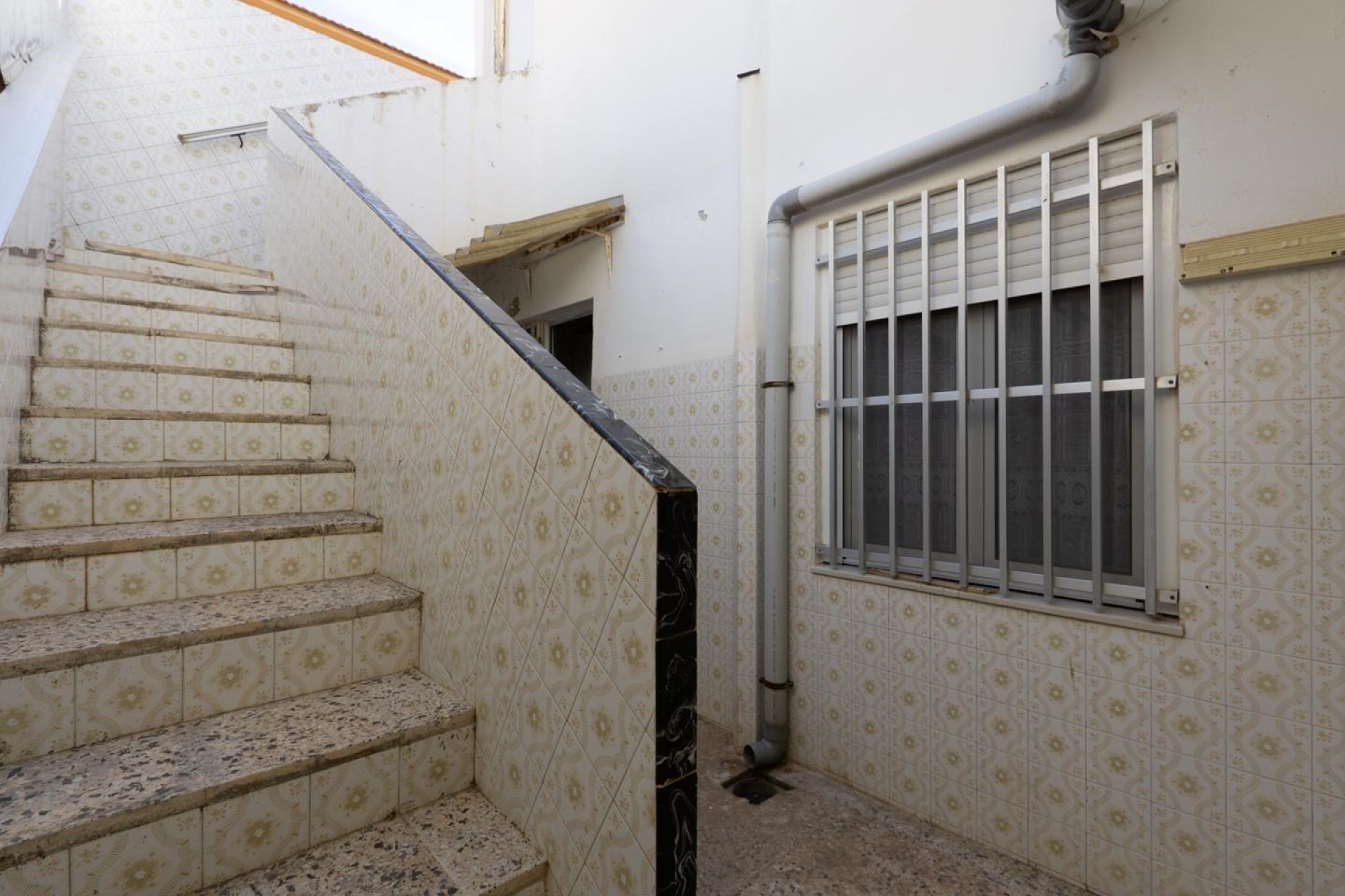 Resale - Villa - Santa Pola - Eroski