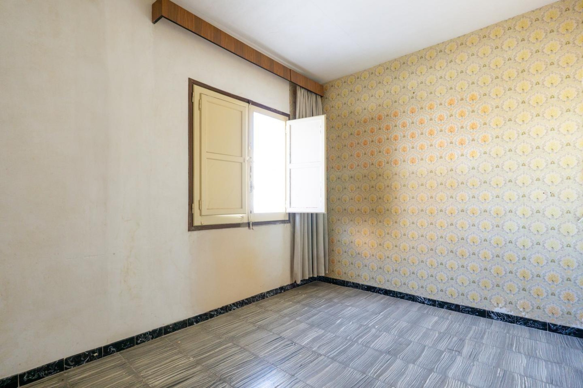 Resale - Villa - Santa Pola - Eroski