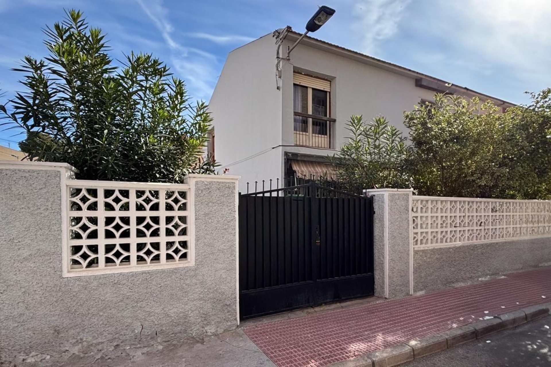 Resale - Villa - Santa Pola - Eroski