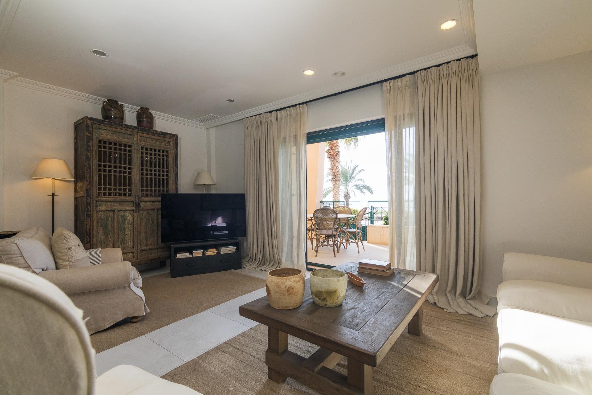 Resale - Villa - Santa Pola - Santiago bernabeu