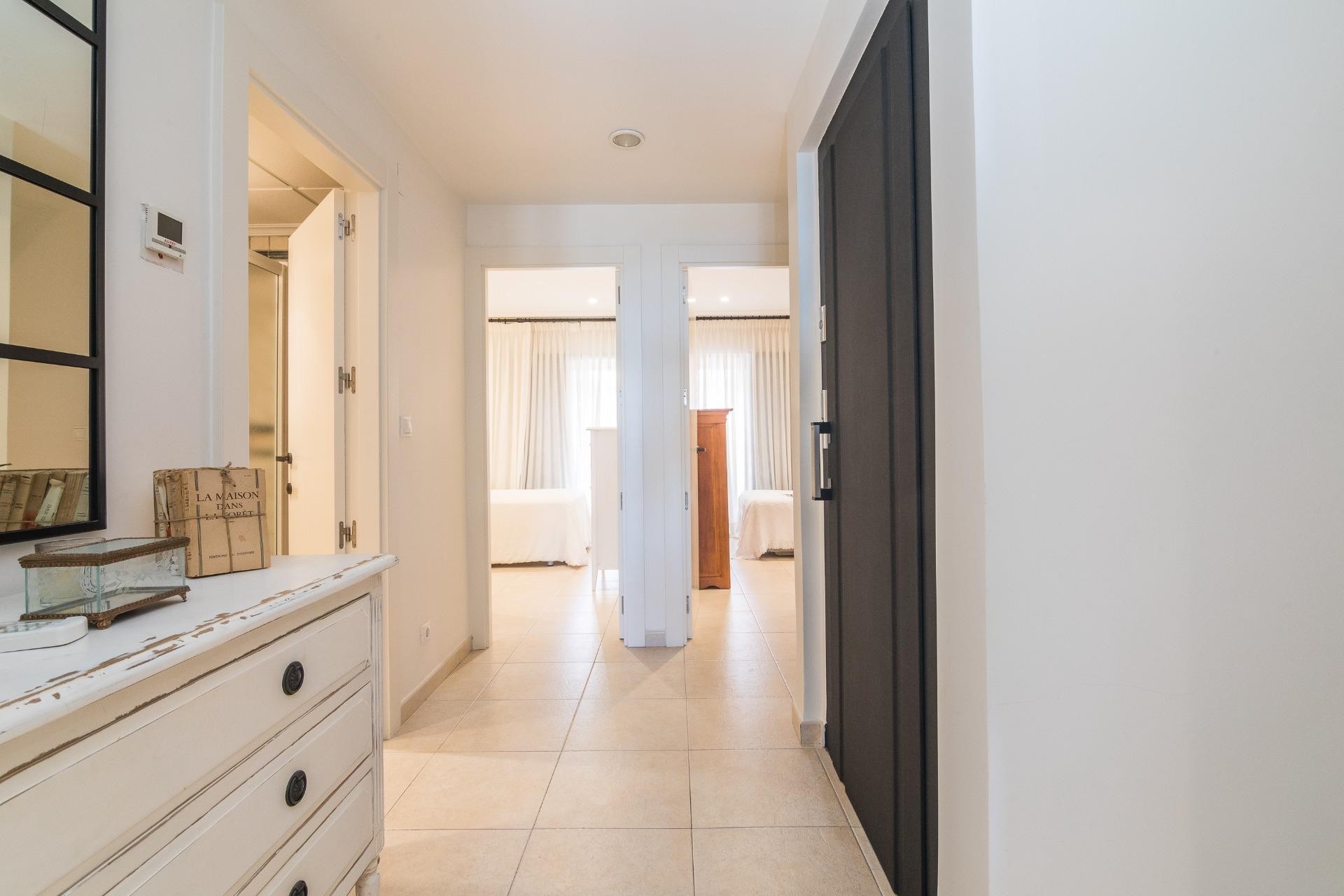 Resale - Villa - Santa Pola - Santiago bernabeu