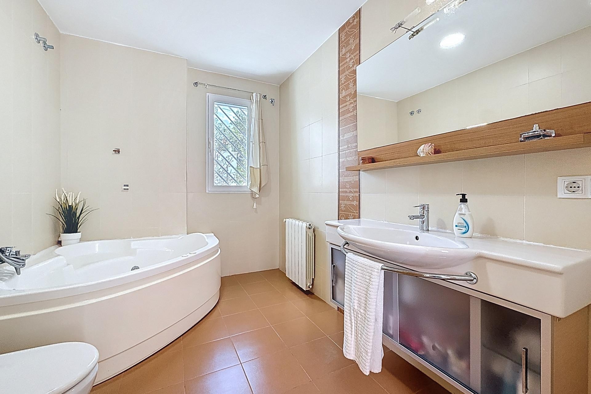 Resale - Villa - Tibi - Urbanizacion terol