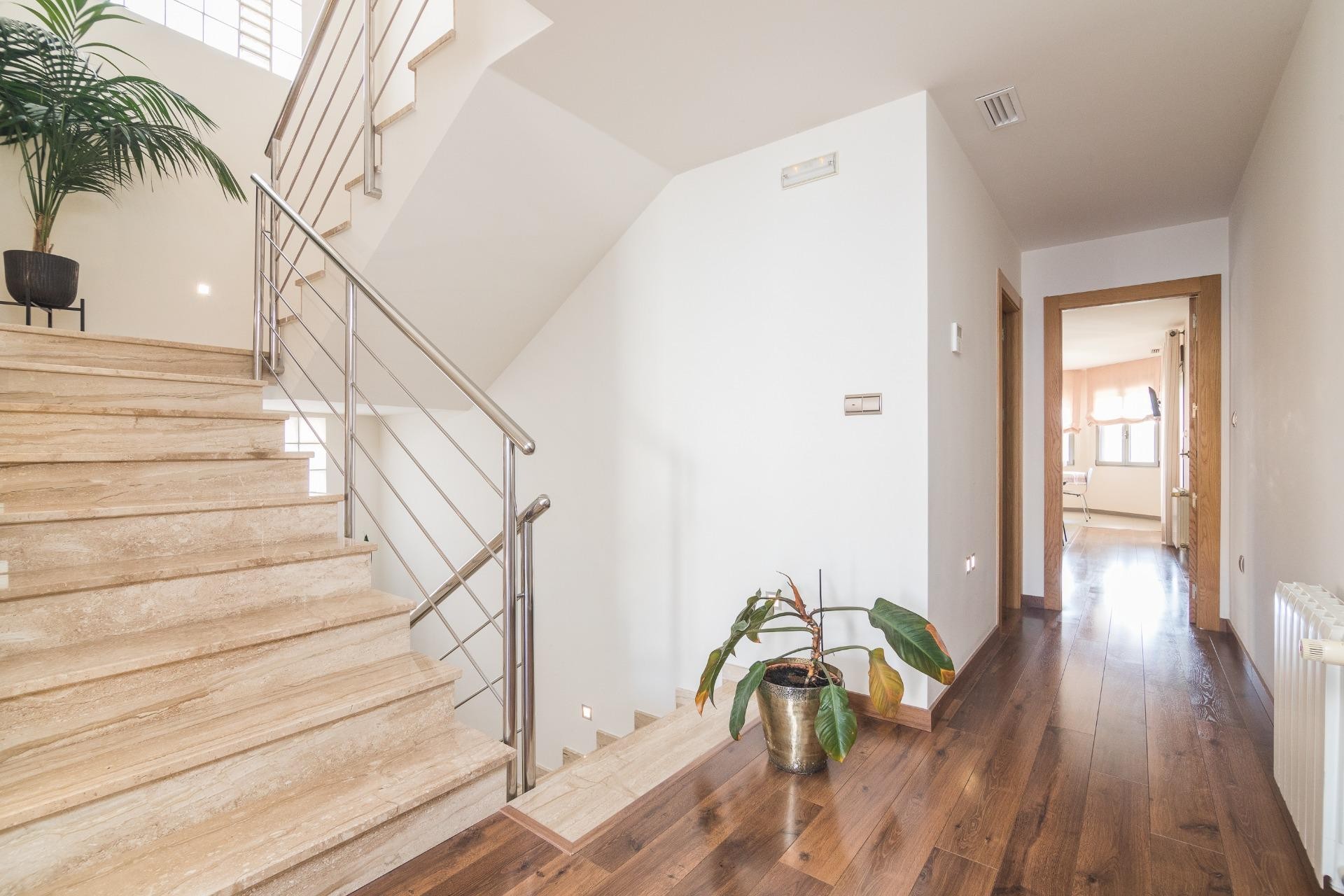 Resale - Villa - Torrellano - Centro