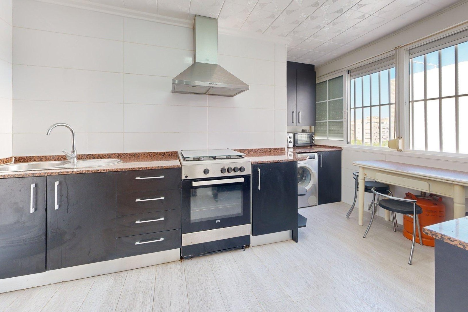 Reventa - Apartamento / piso - Alicante - Altozano