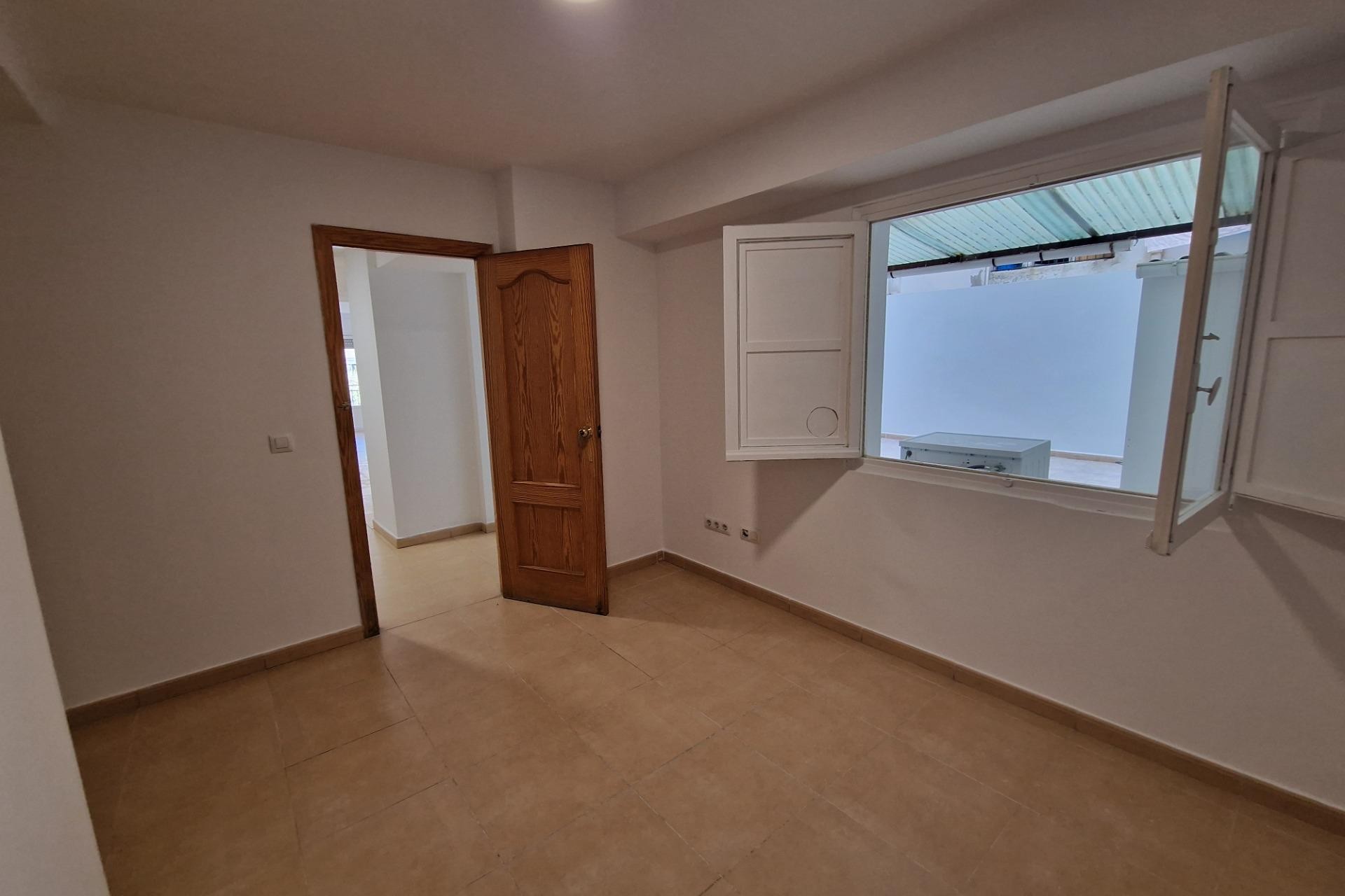 Reventa - Apartamento / piso - Alicante - Altozano