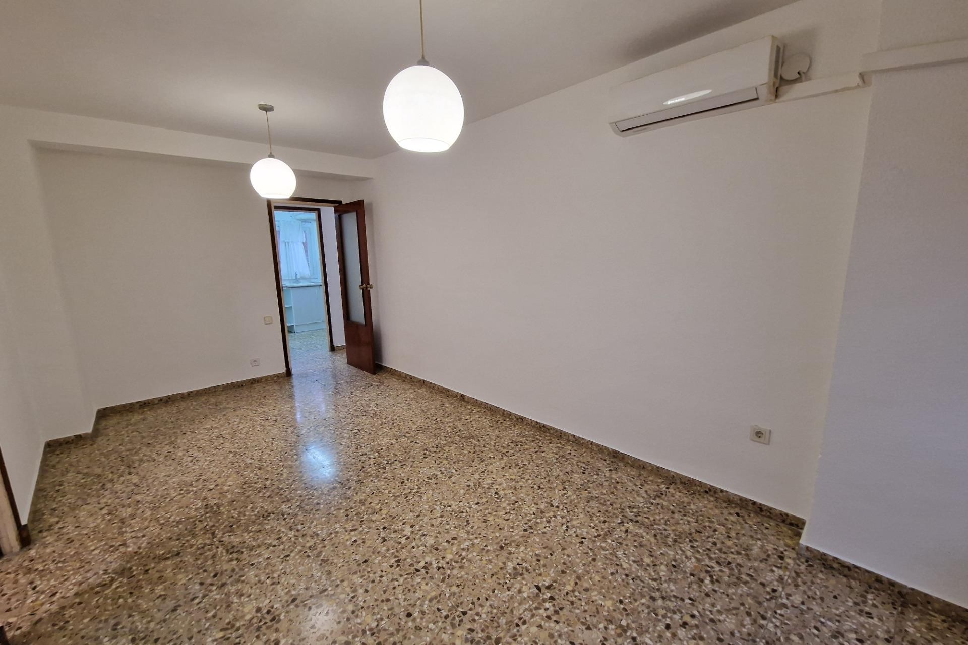 Reventa - Apartamento / piso - Alicante - Carolinas Altas