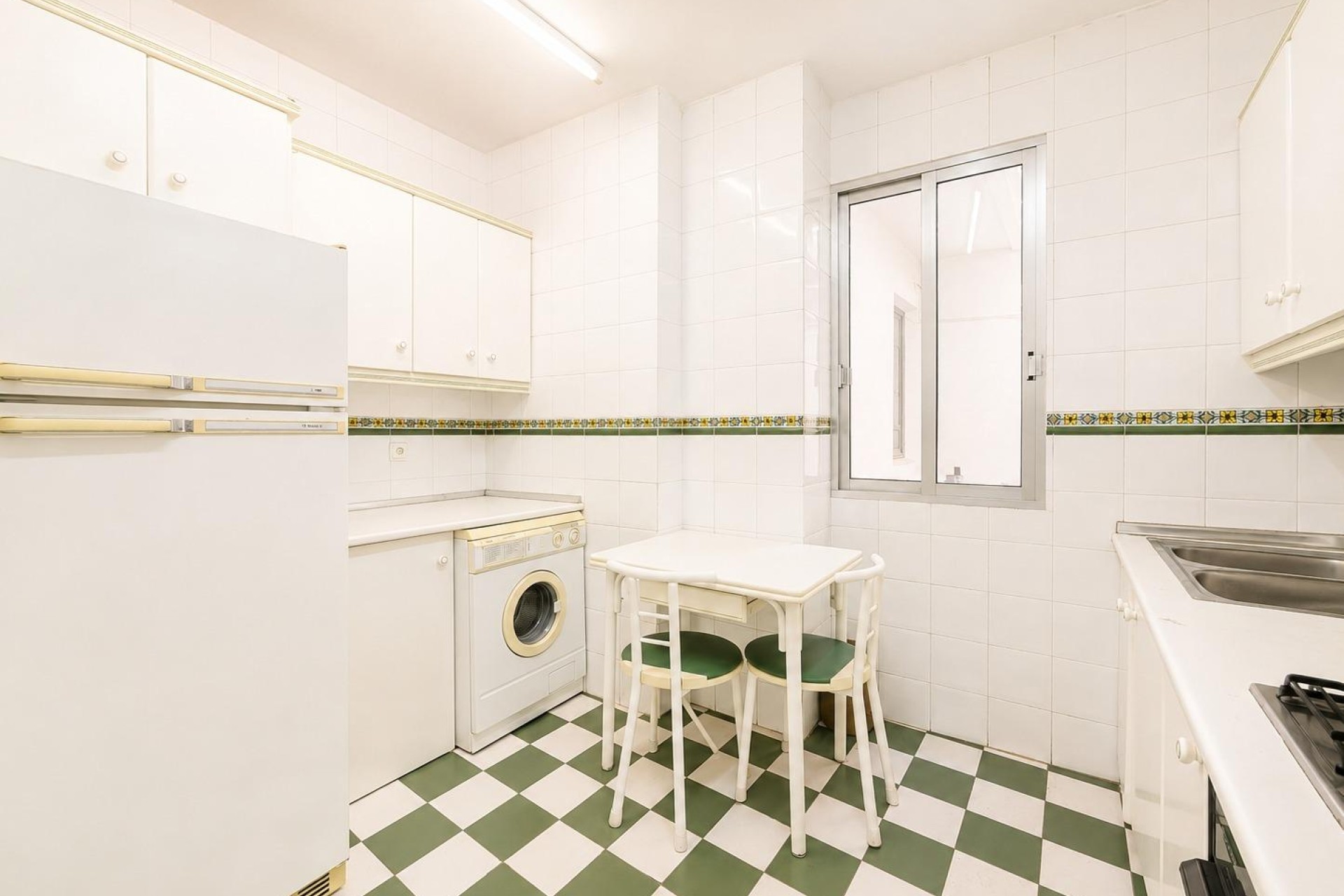 Reventa - Apartamento / piso - Alicante - Mercado