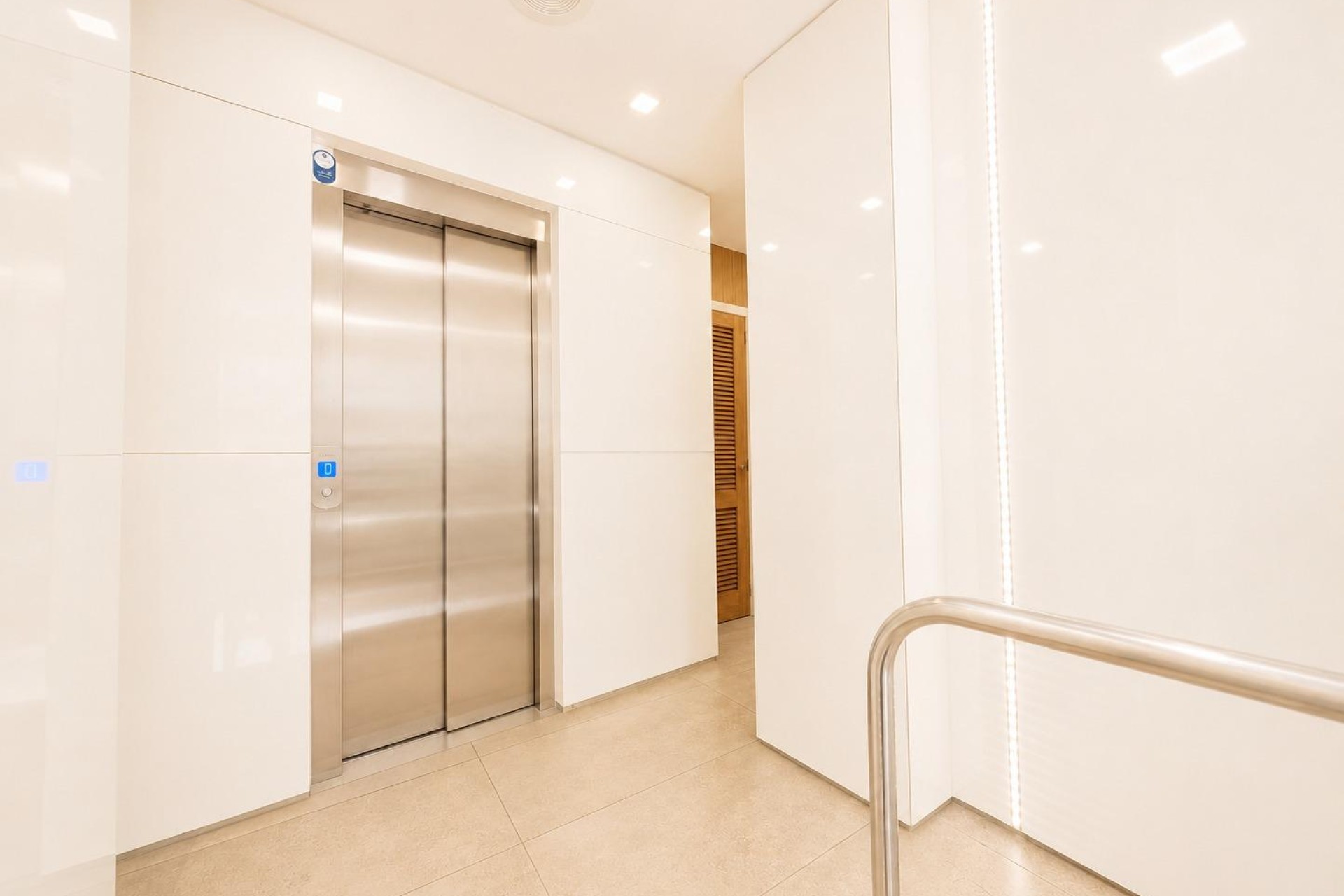 Reventa - Apartamento / piso - Alicante - Mercado