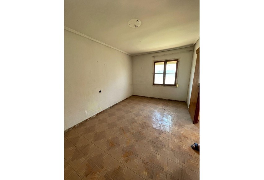Reventa - Apartamento / piso - Alicante - Virgen del Remedio-Parque lo Morant