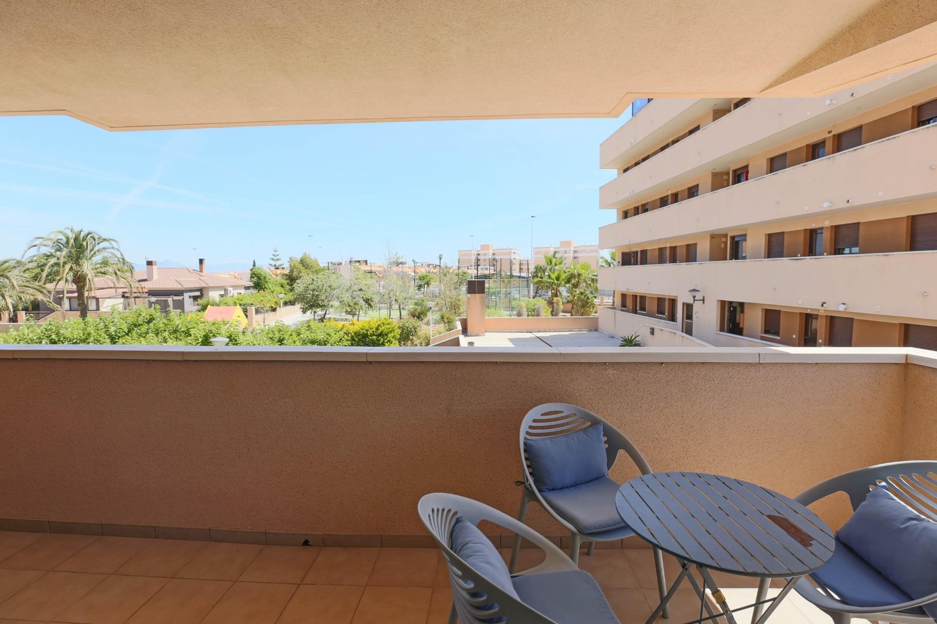 Reventa - Apartamento / piso - Arenales del Sol - Calle valladolid