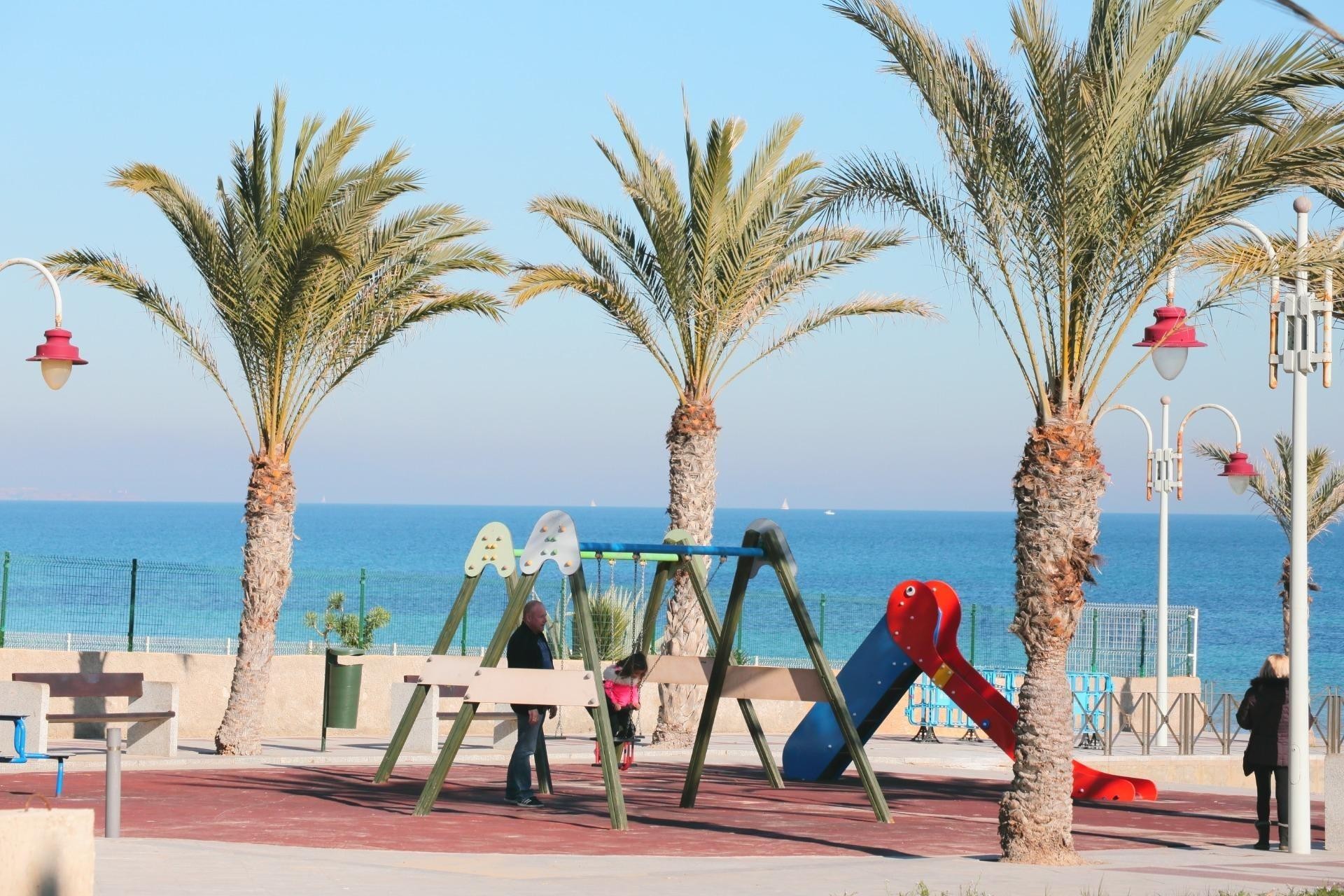 Reventa - Apartamento / piso - Arenales del Sol - Segunda linea playa