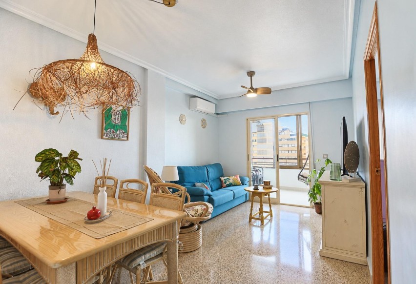 Reventa - Apartamento / piso - Arenales del Sol - Tercera linea playa