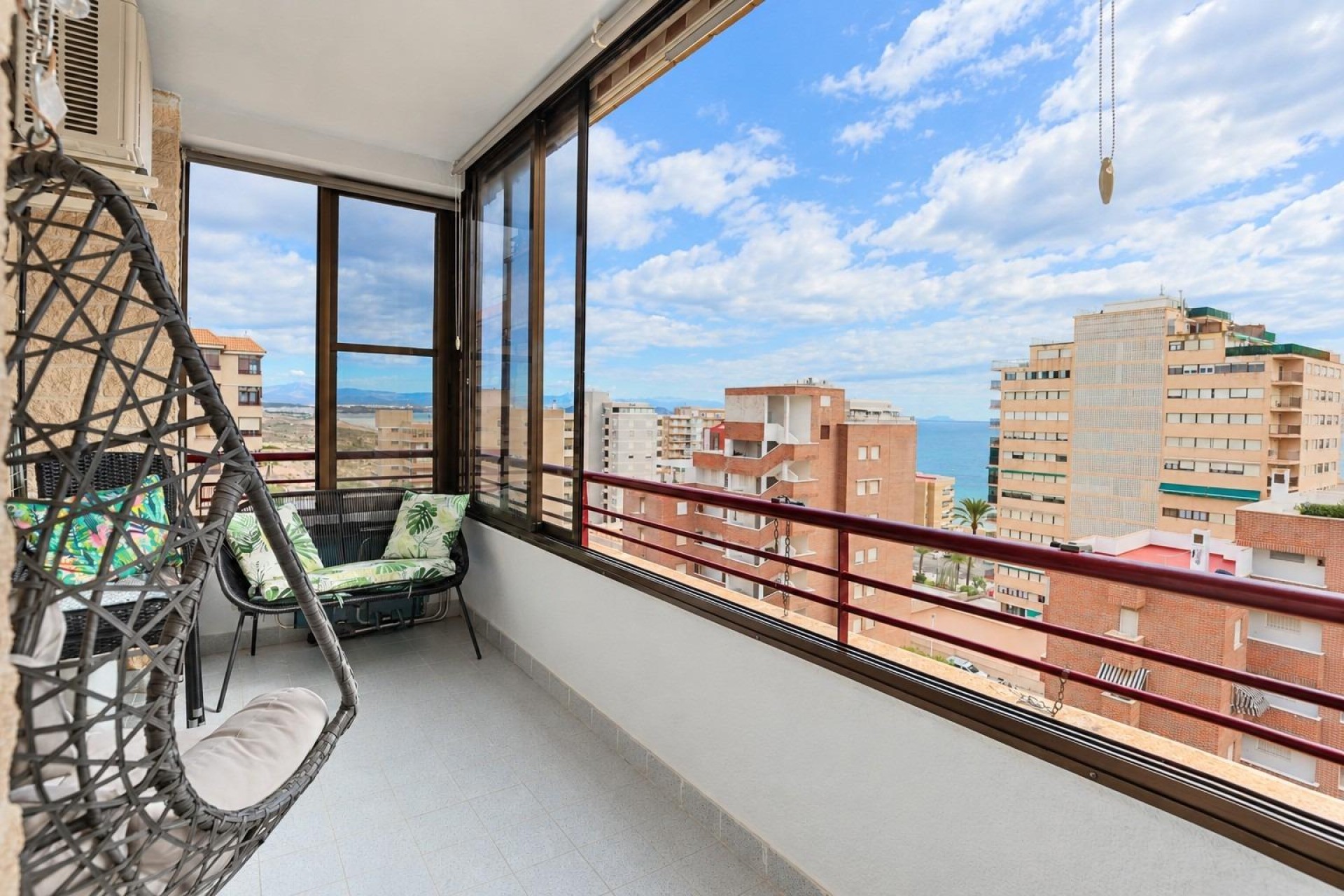Reventa - Apartamento / piso - Arenales del Sol - Tercera linea playa